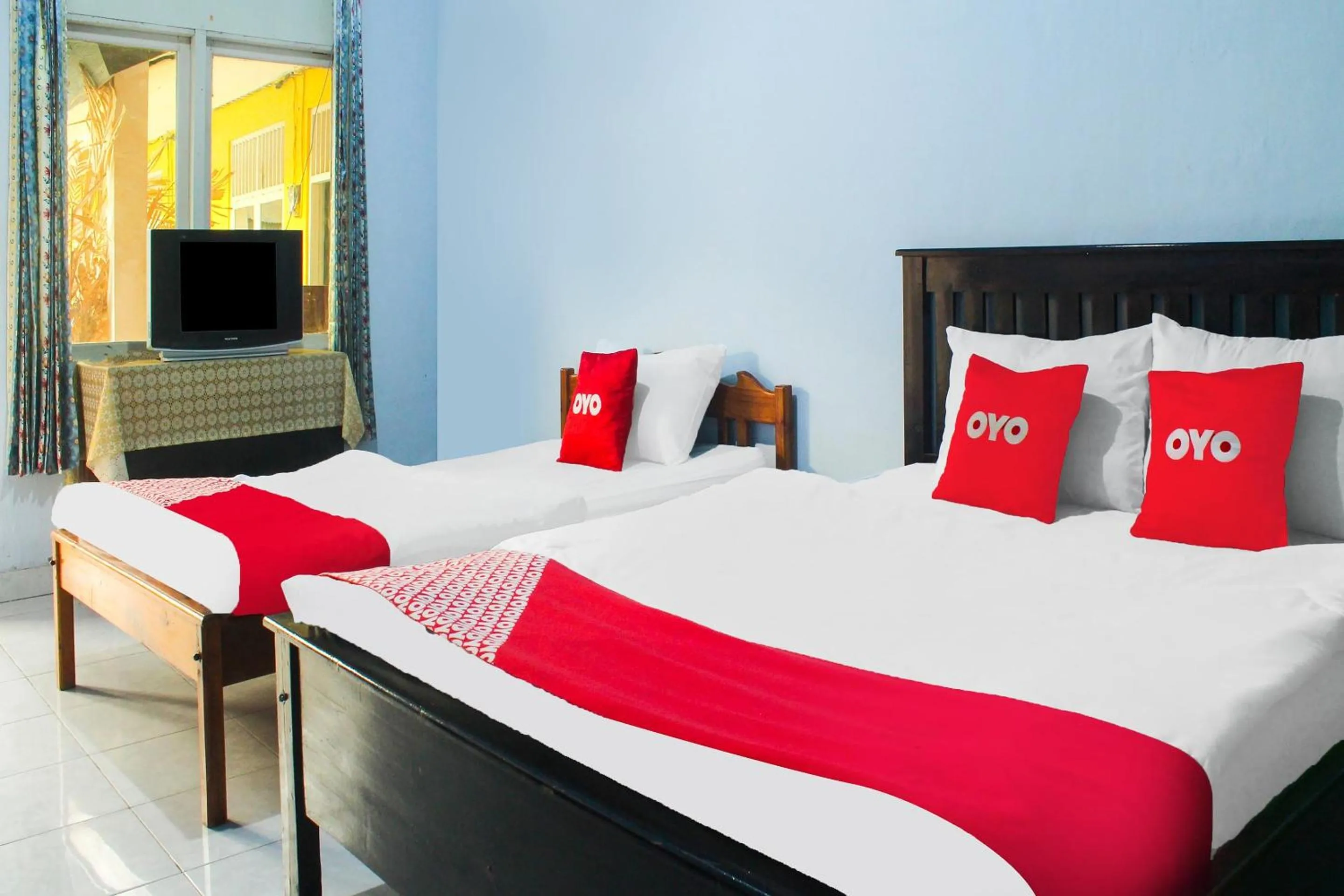 Bedroom, Bed in Hotel O Wisma Harapan Baik