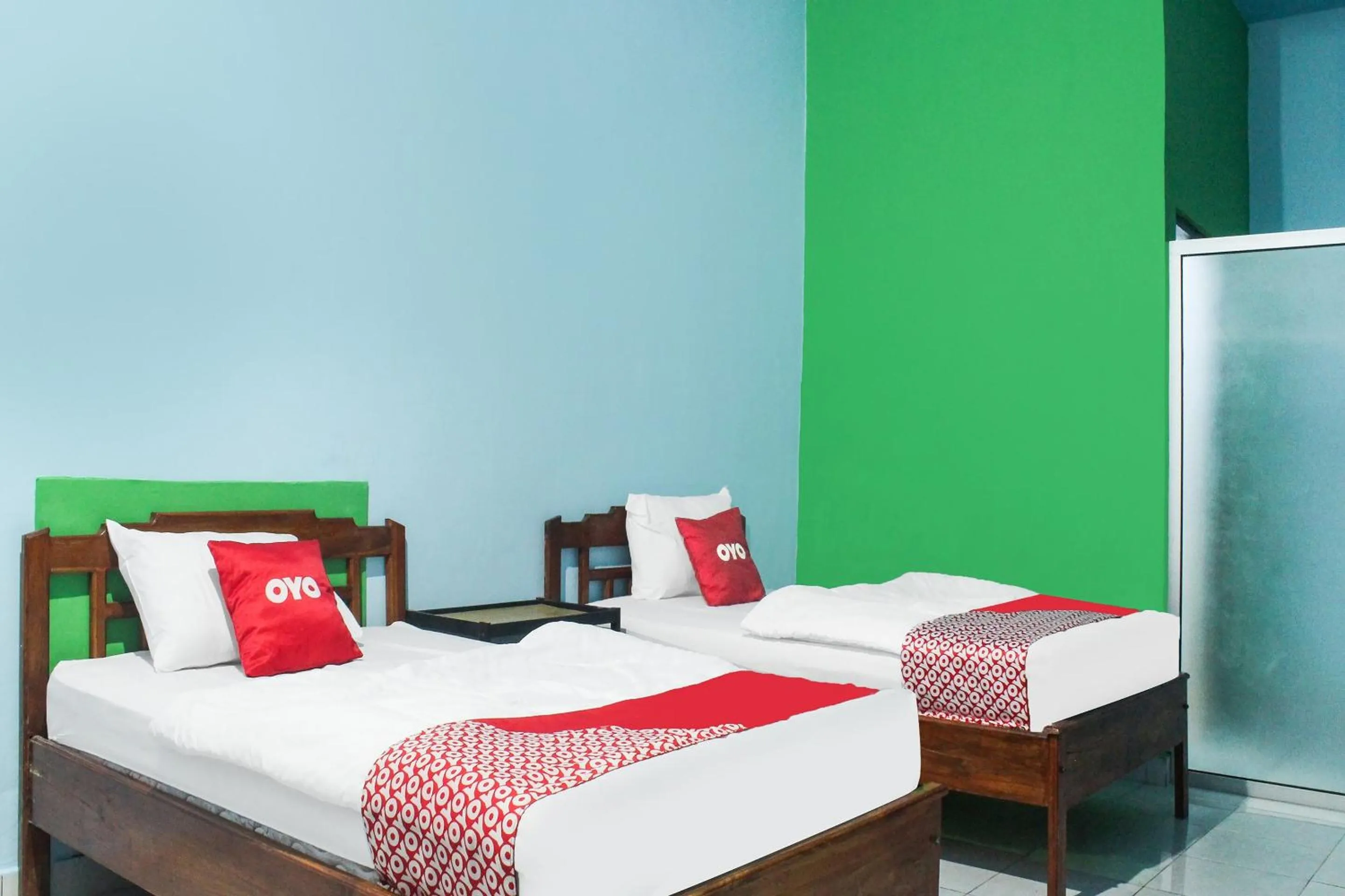 Bedroom, Bed in Hotel O Wisma Harapan Baik