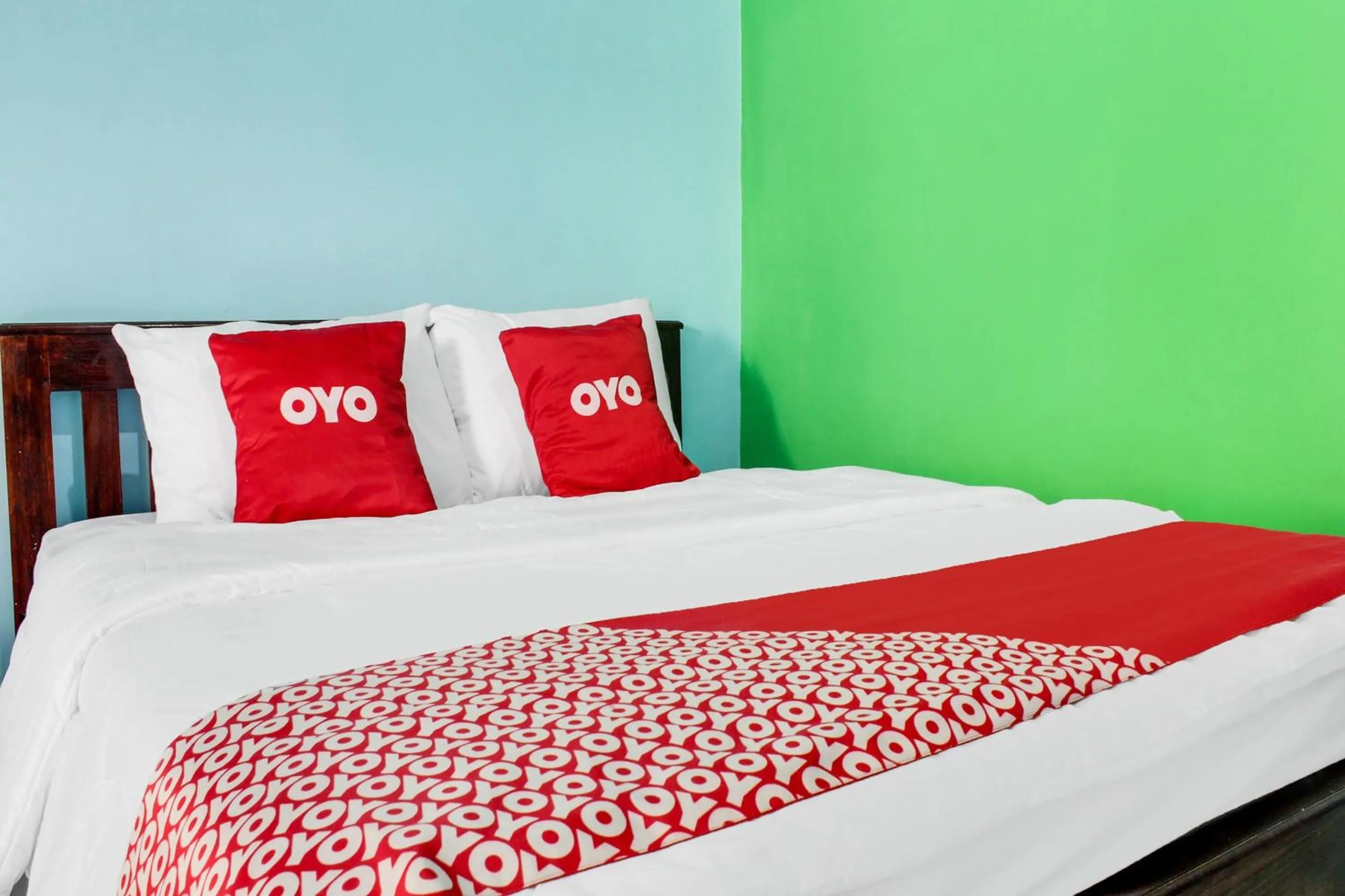 Bedroom, Bed in Hotel O Wisma Harapan Baik