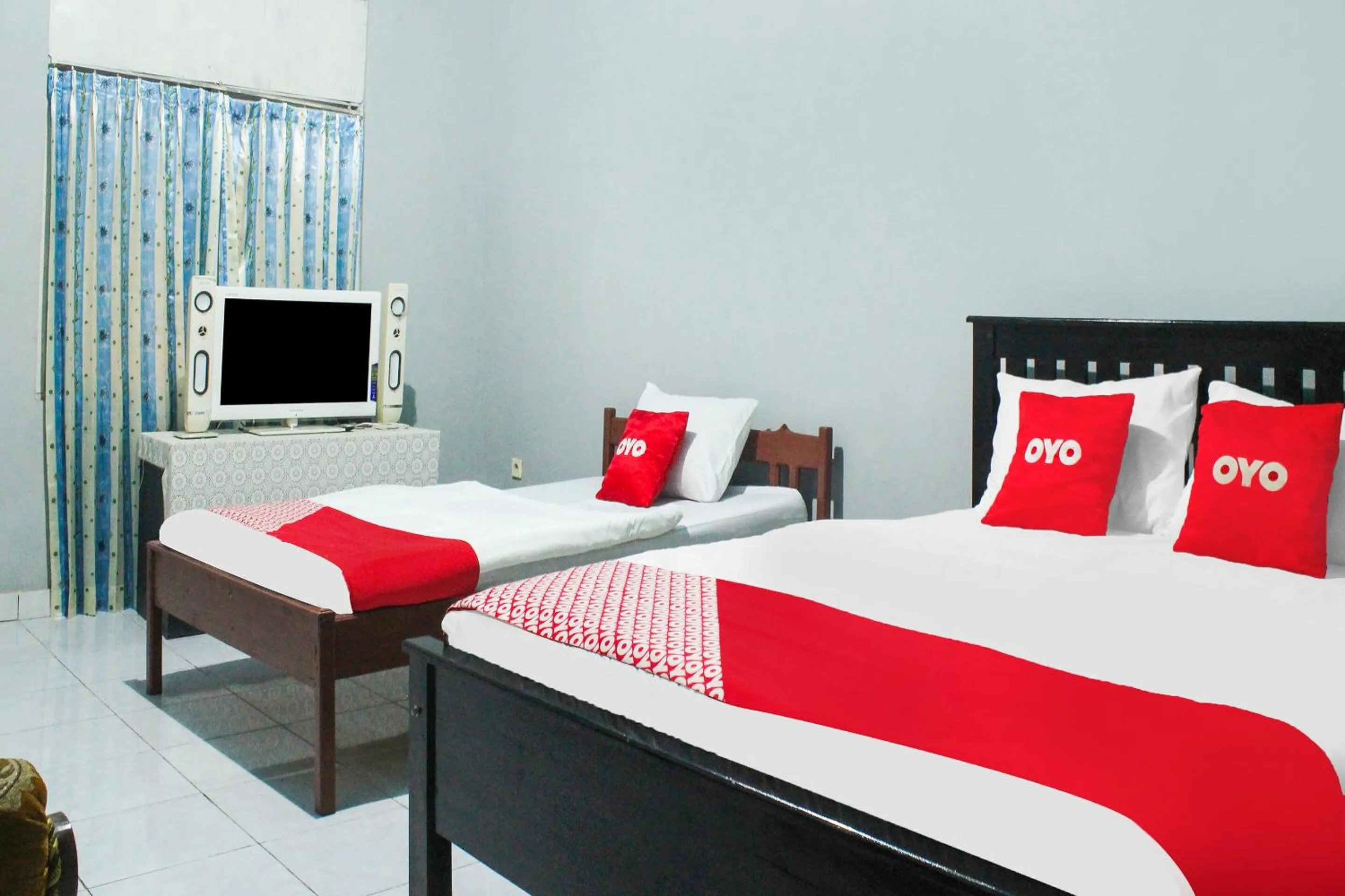 Bedroom, Bed in Hotel O Wisma Harapan Baik