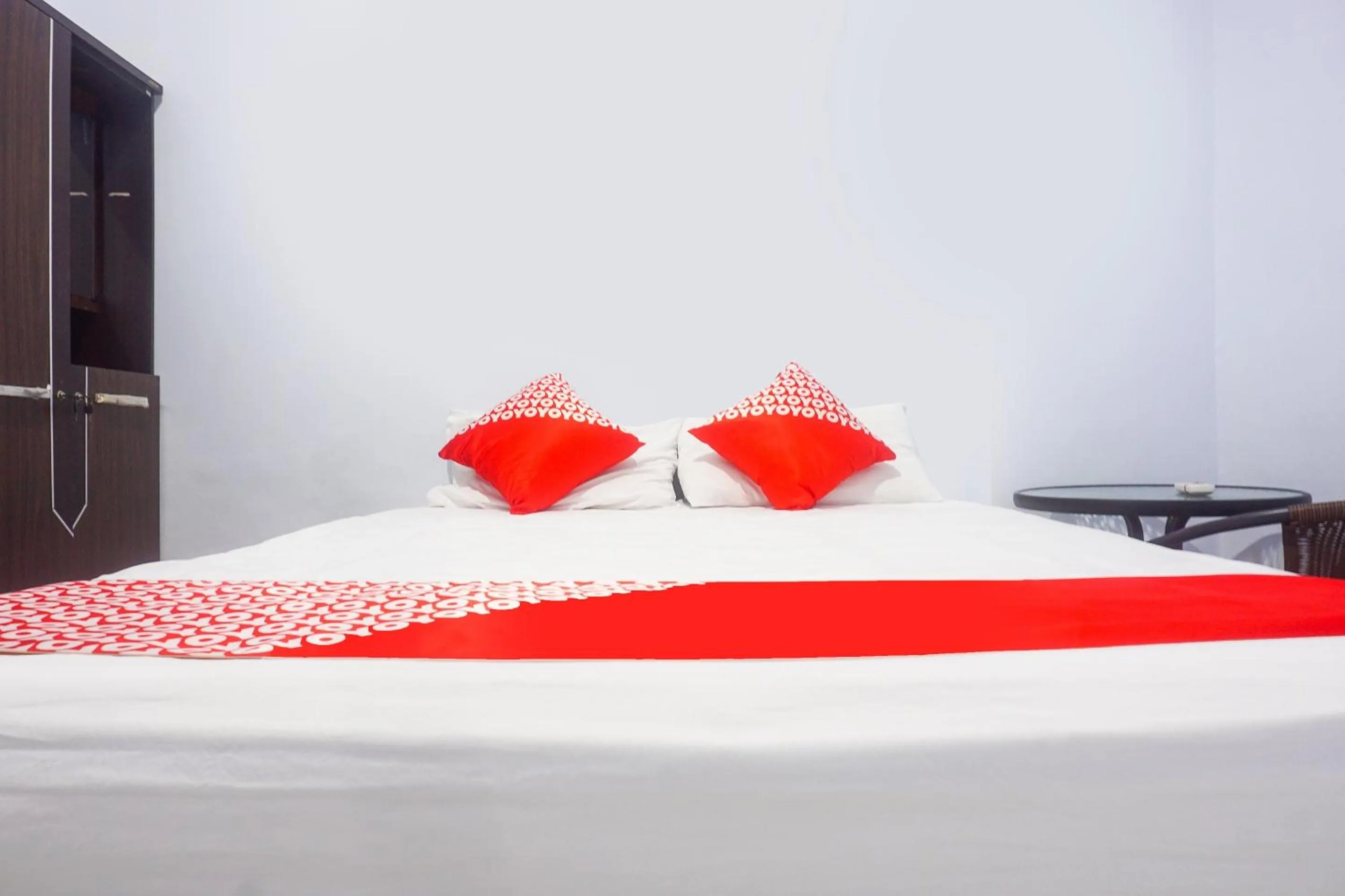 Bedroom, Bed in Hotel O Pondok Hikmah Makassar