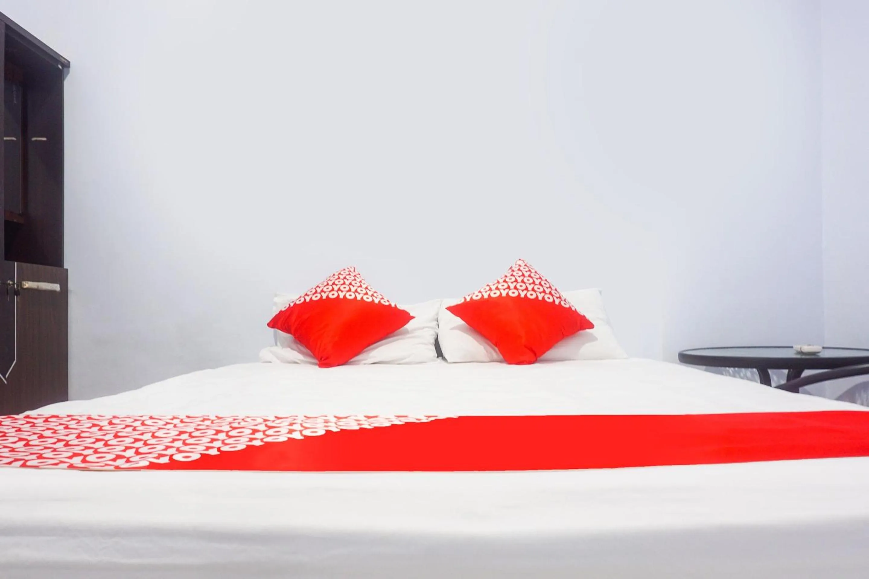 Bedroom, Bed in Hotel O Pondok Hikmah Makassar