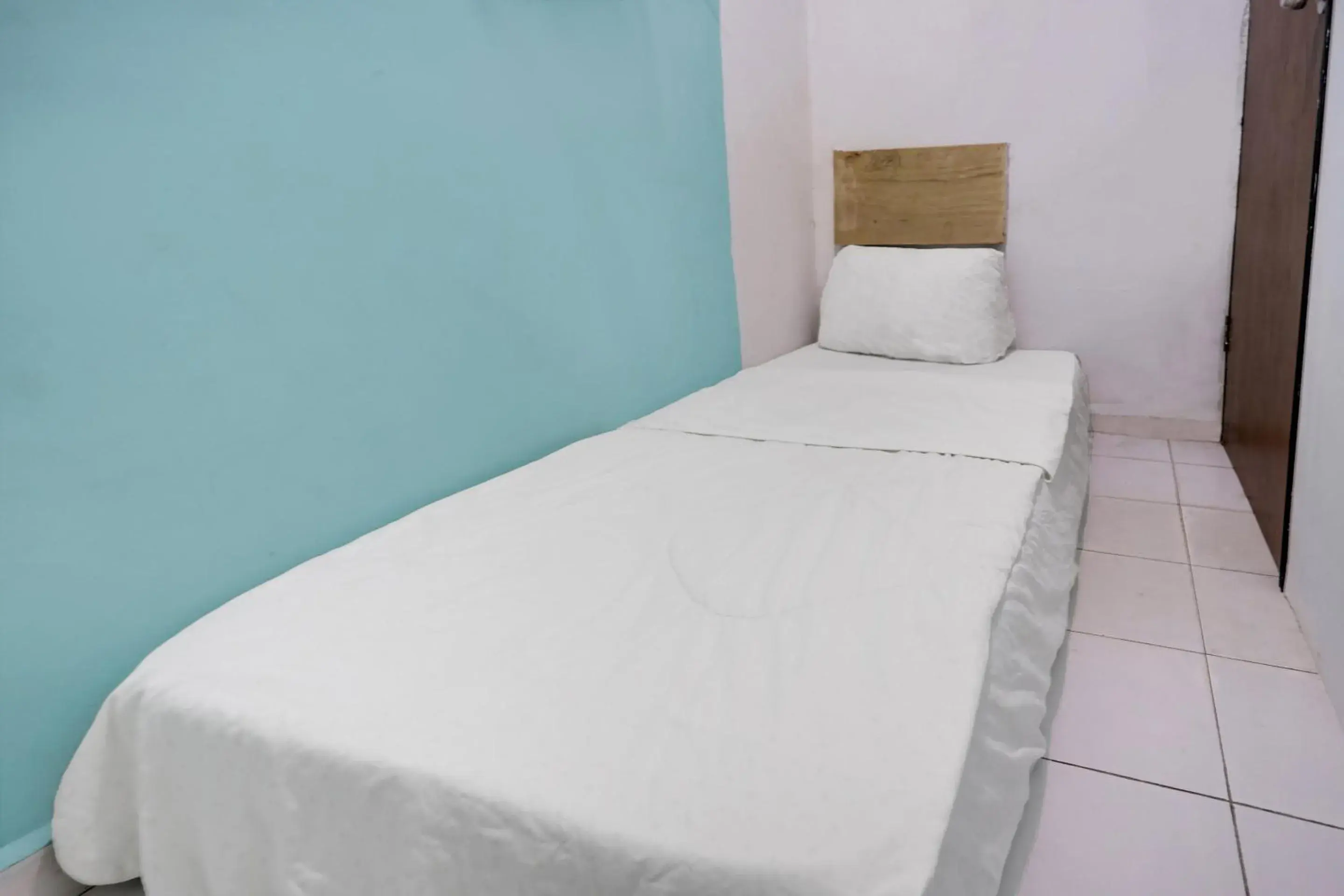 Bedroom, Bed in Hotel O Solo Baru Homestay Syariah Bedroom, Bed in Hotel O Solo Baru Homestay Syariah