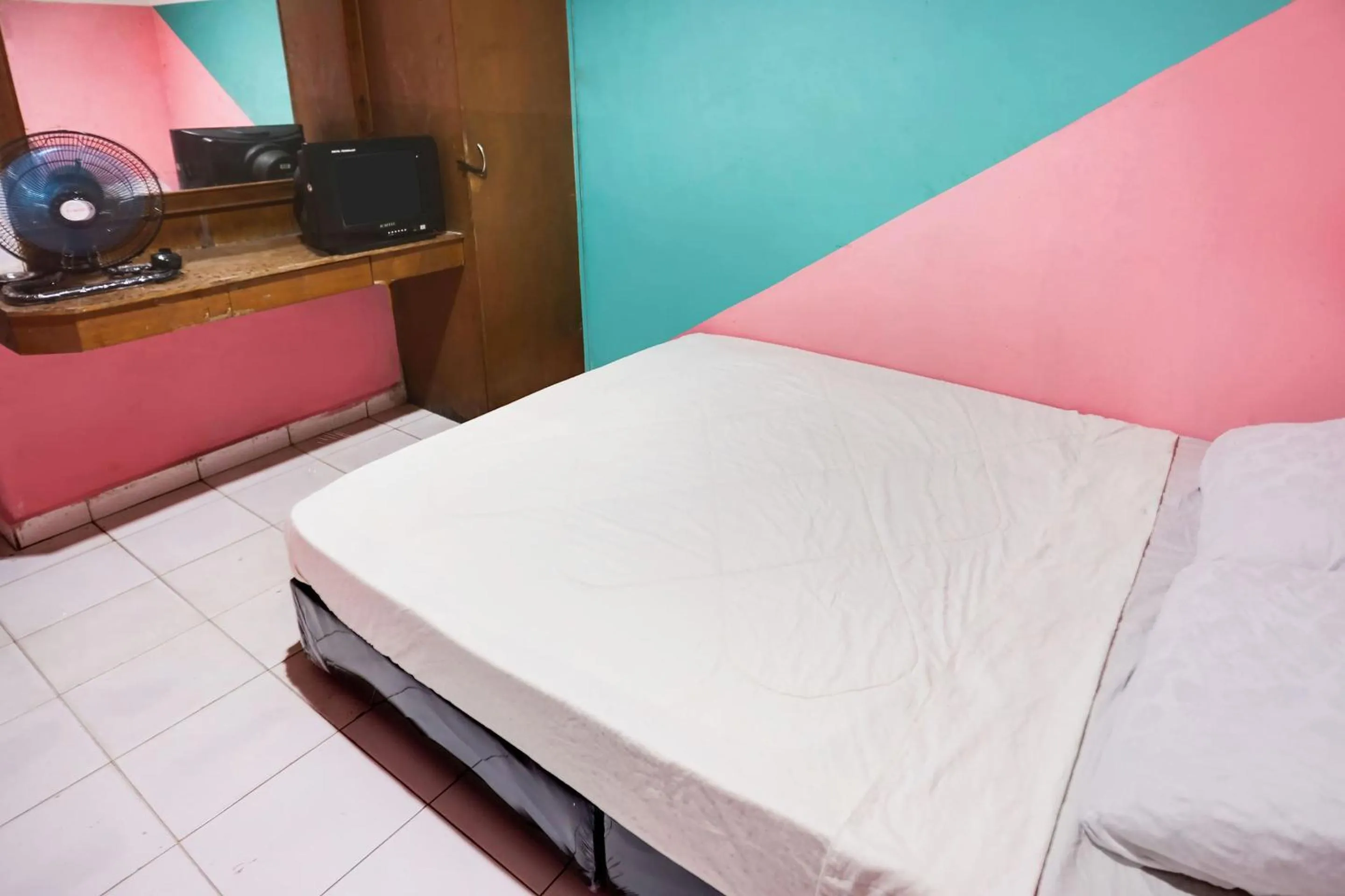 Bedroom, Bed in Hotel O Solo Baru Homestay Syariah