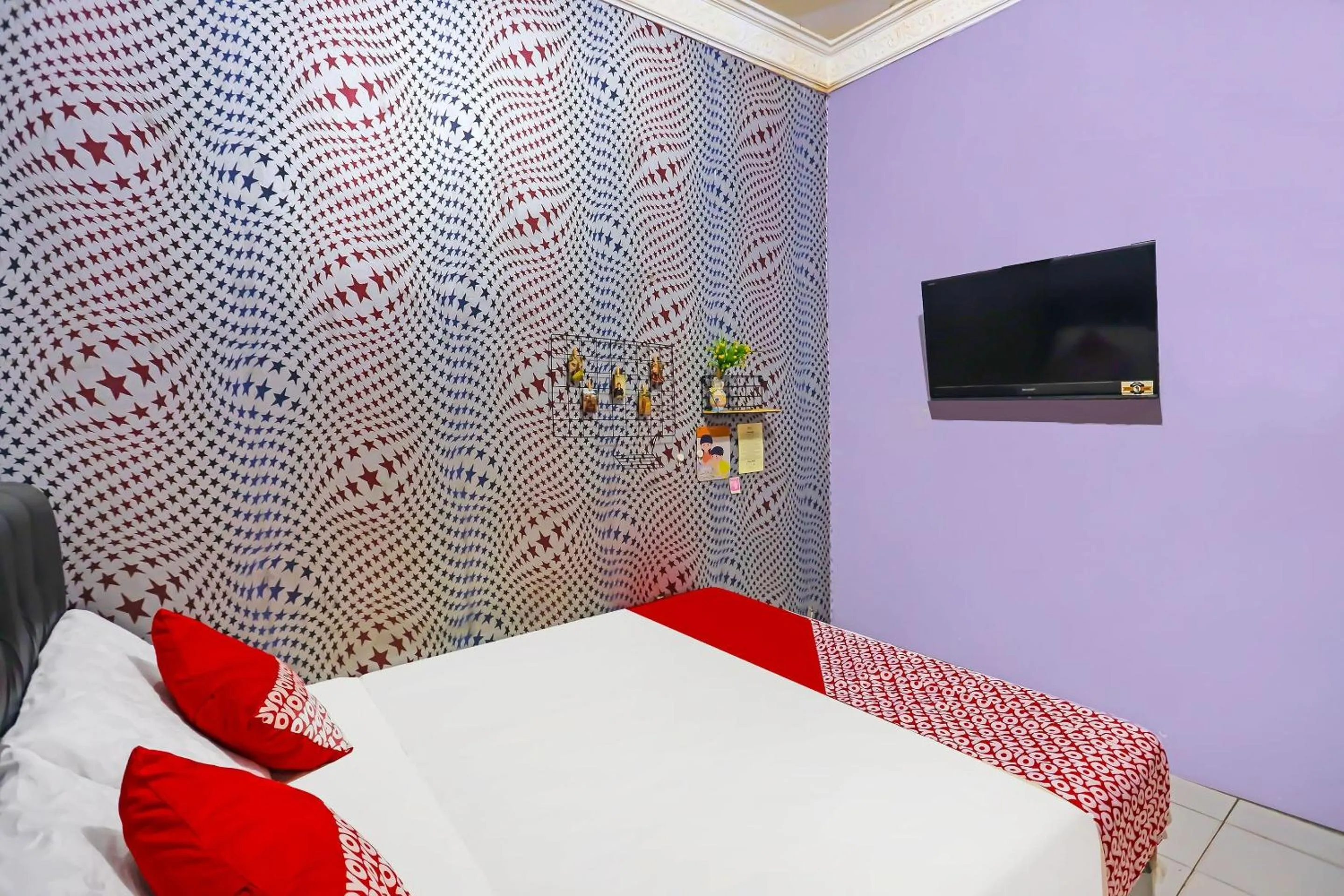 Bedroom, Bed in Hotel O Satria Homestay Syariah