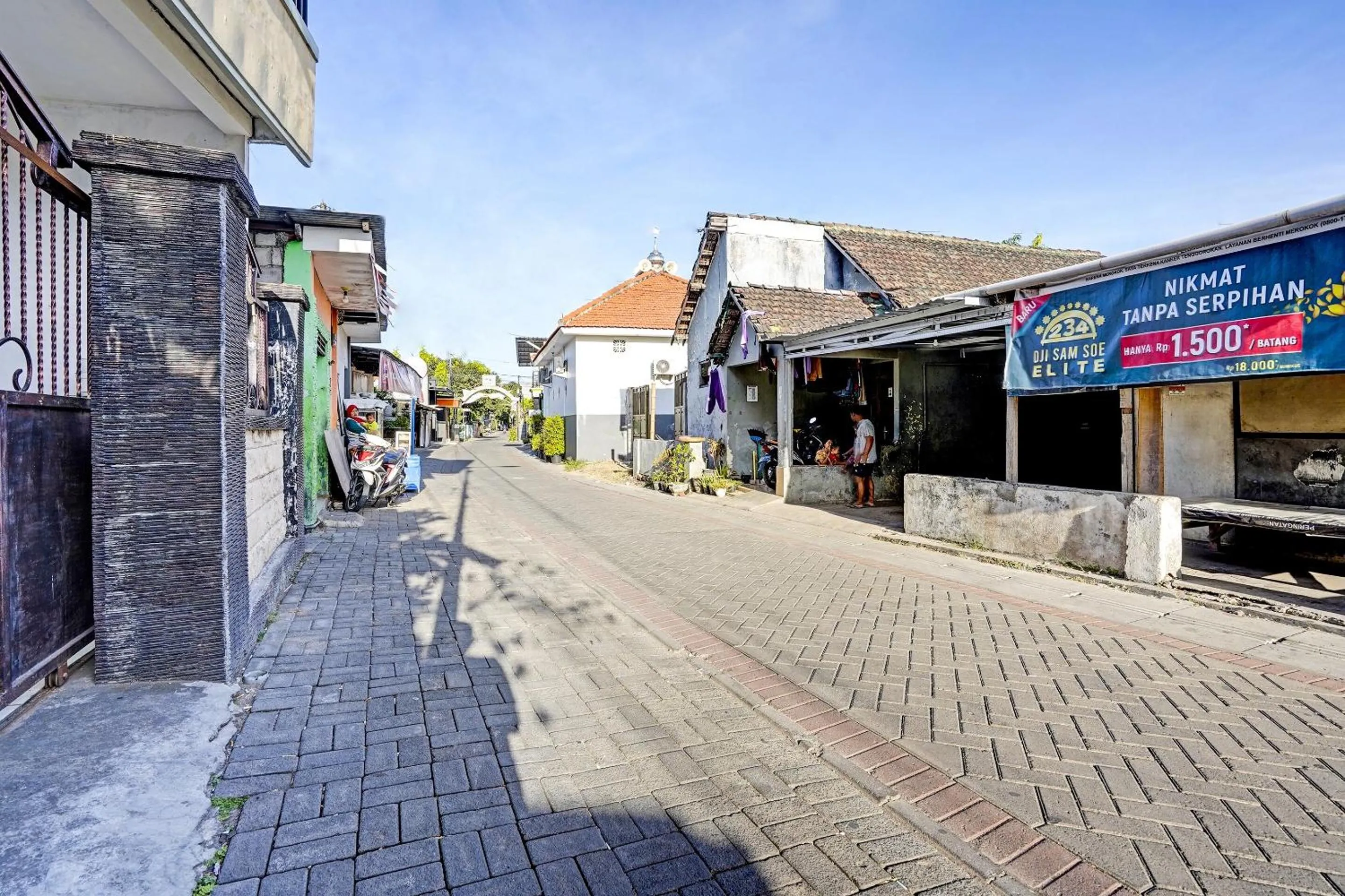 Facade/entrance in Hotel O Kost Umik Sidoarjo Syariah