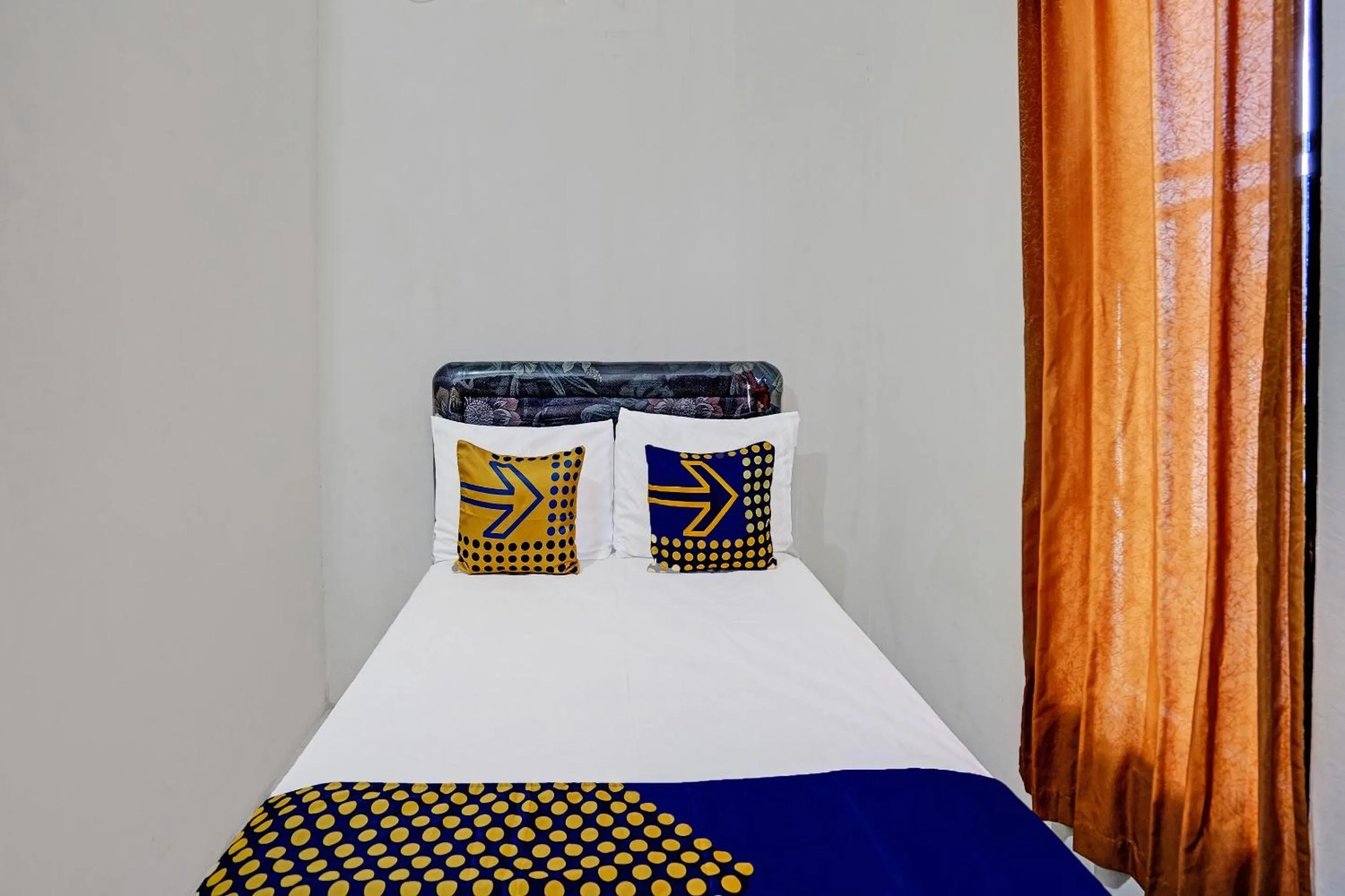 Bedroom, Bed in Hotel O Kost Umik Sidoarjo Syariah