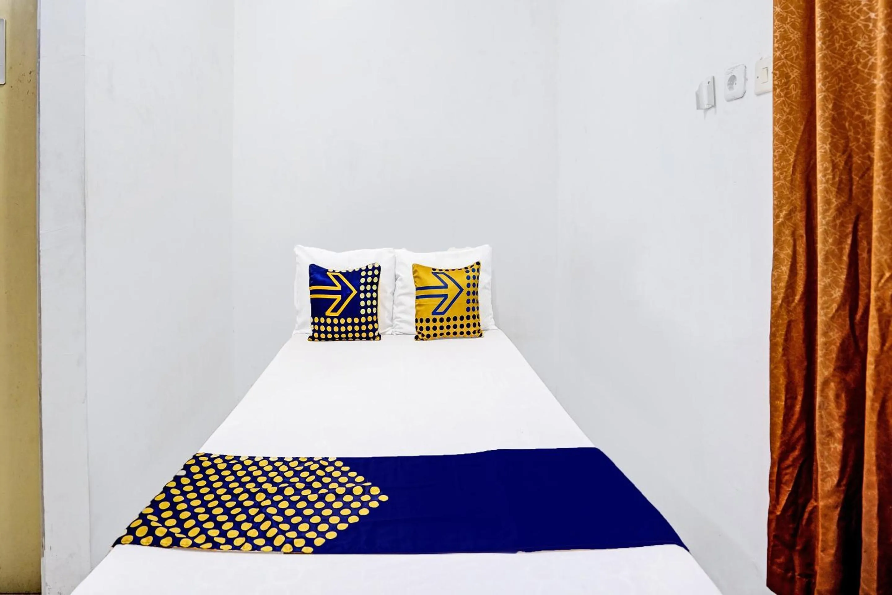 Bedroom, Bed in Hotel O Kost Umik Sidoarjo Syariah