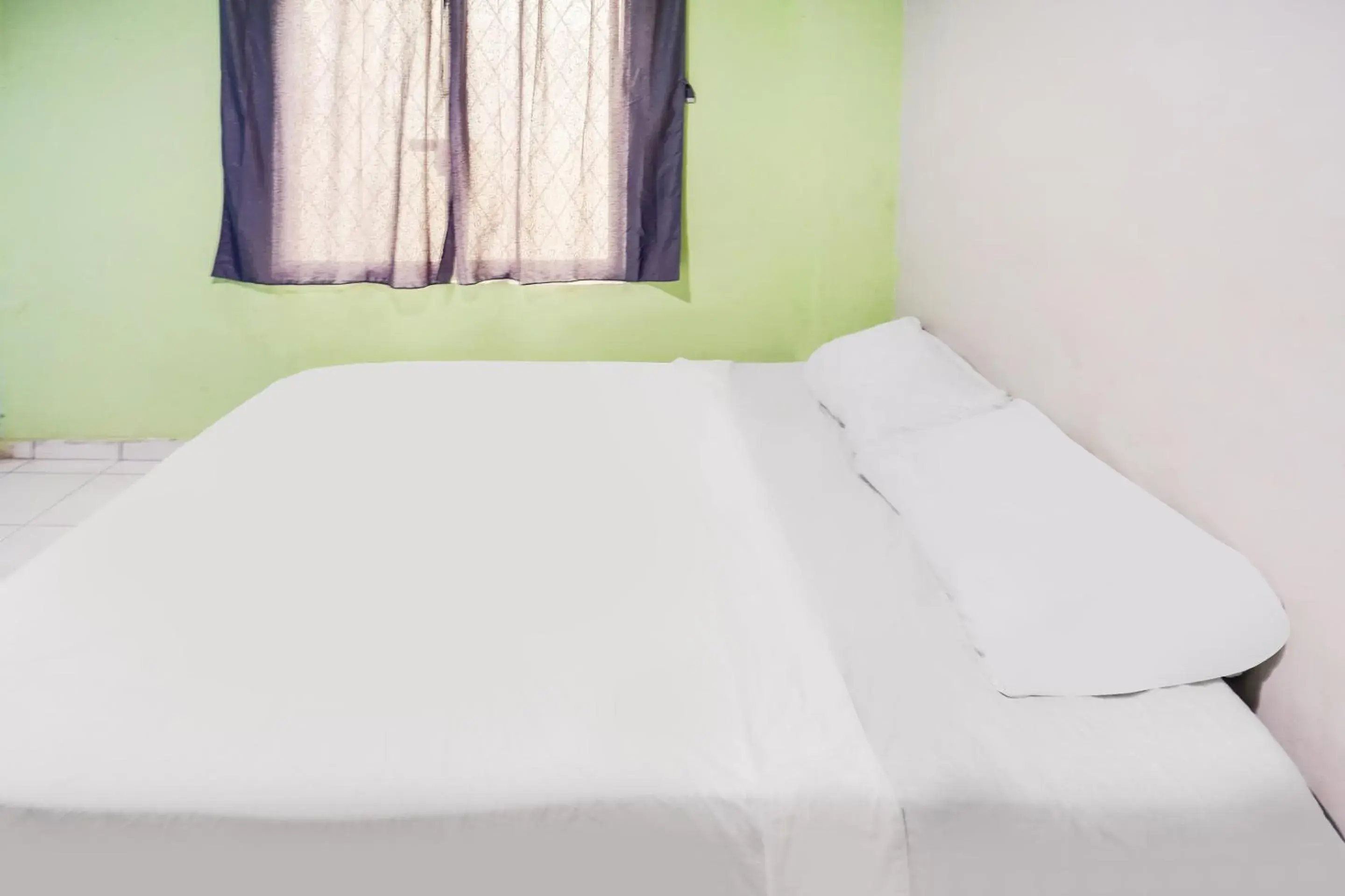 Bedroom, Bed in Hotel O Solo Baru 2 Homestay Syariah Bedroom, Bed in Hotel O Solo Baru 2 Homestay Syariah