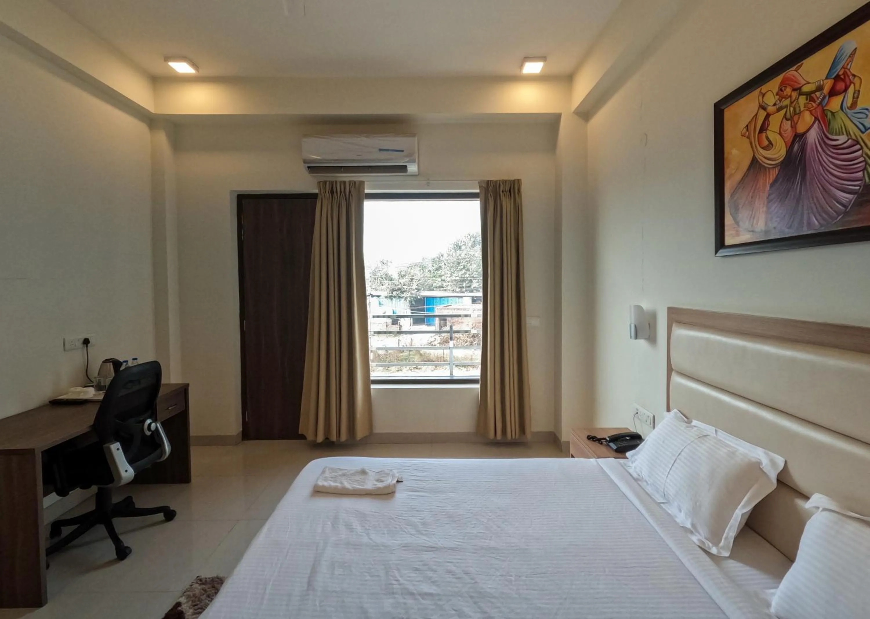 Bed in Hotel The Luxem