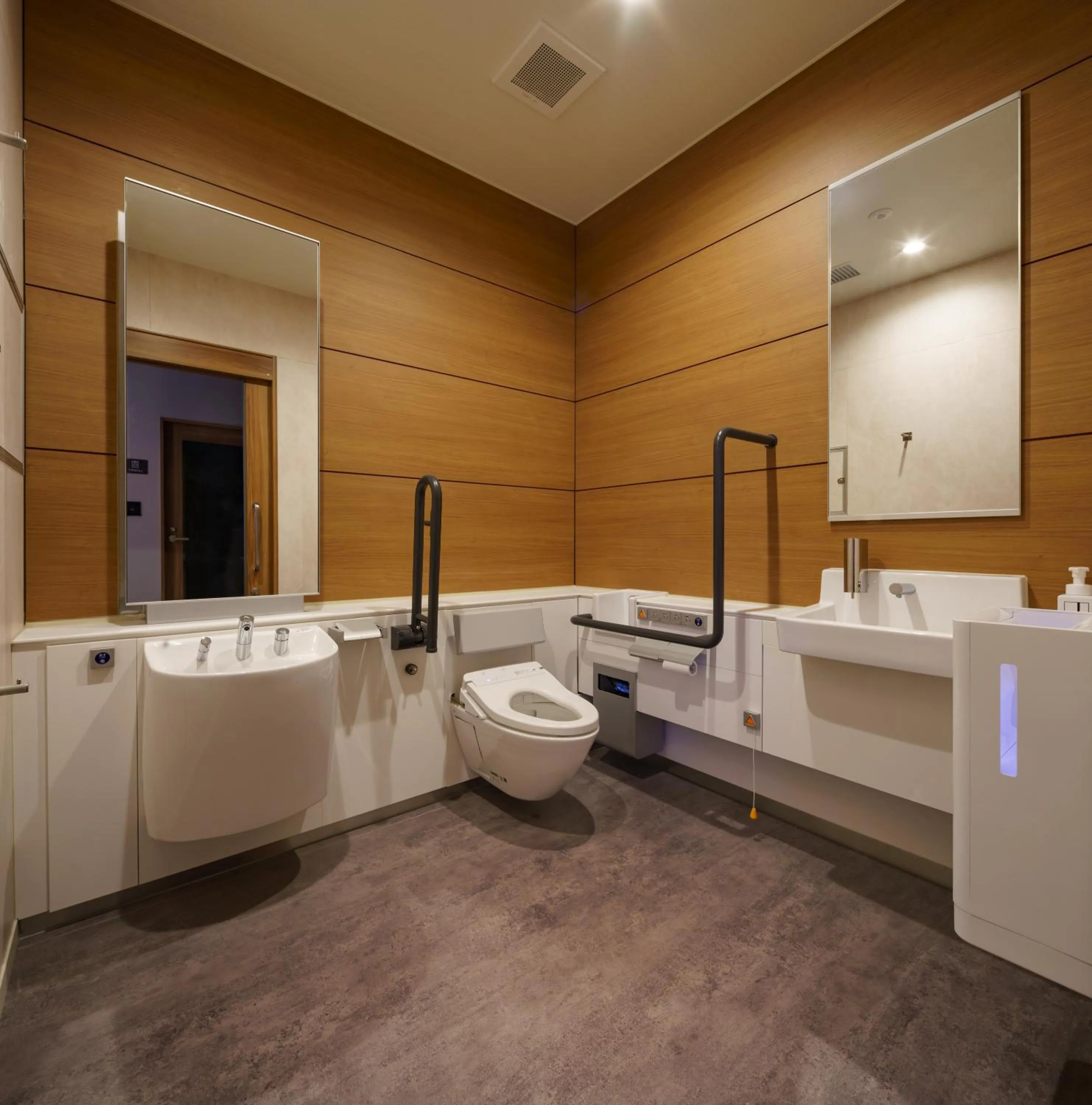 Toilet in HOTEL SAILS