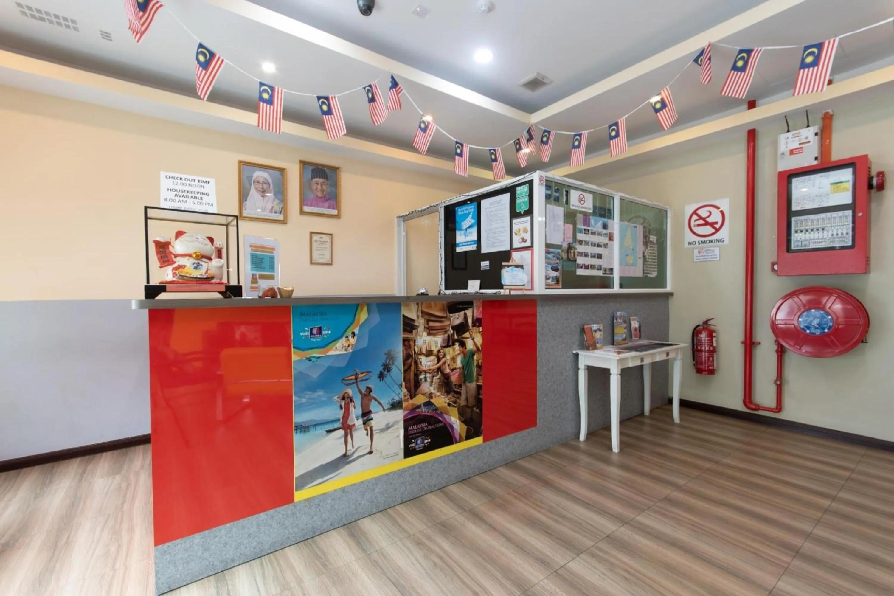 Lobby or reception in Capital O 89344 Labuan Avenue Hotel