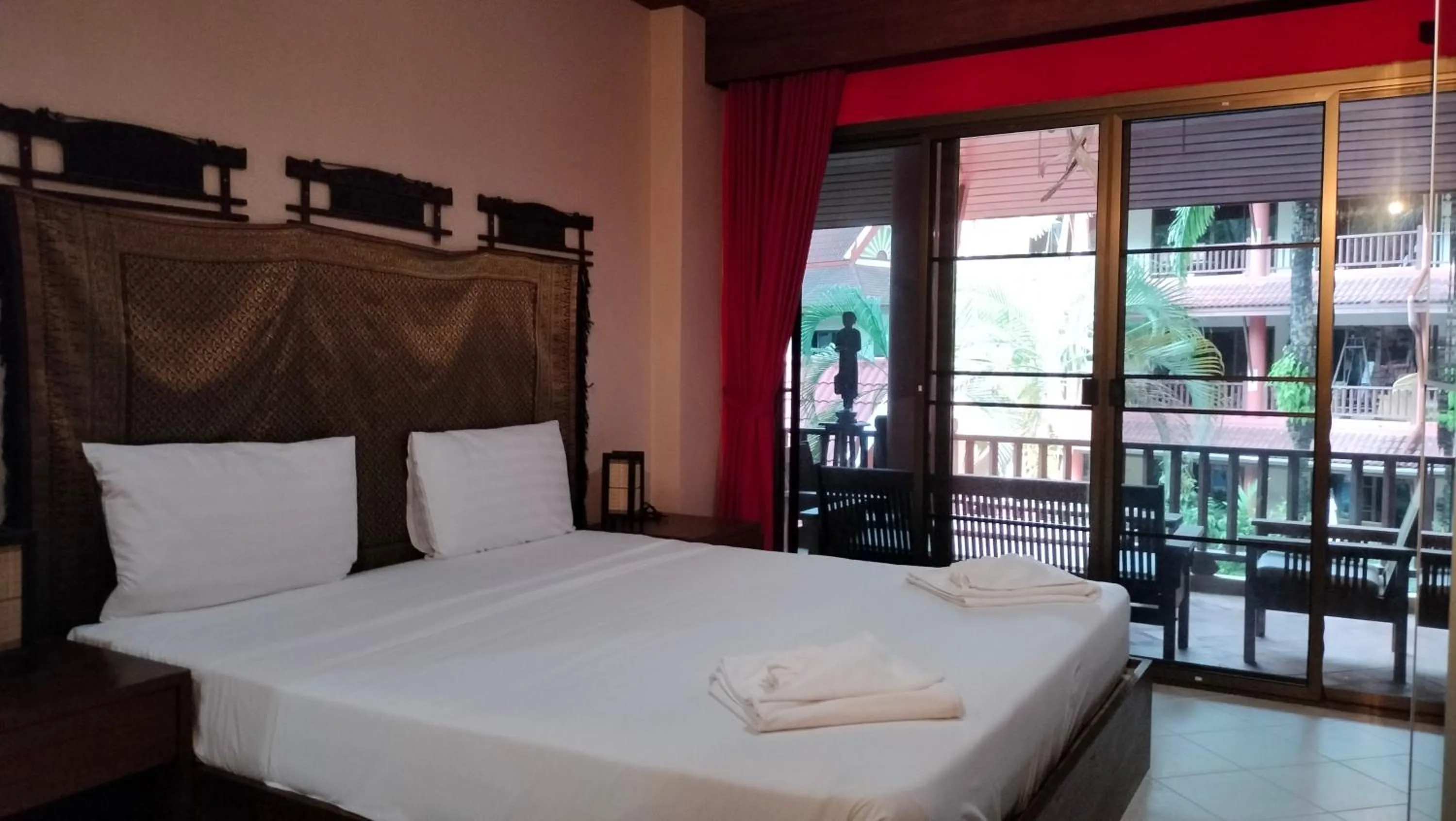 Bed in Sai Rougn apartment