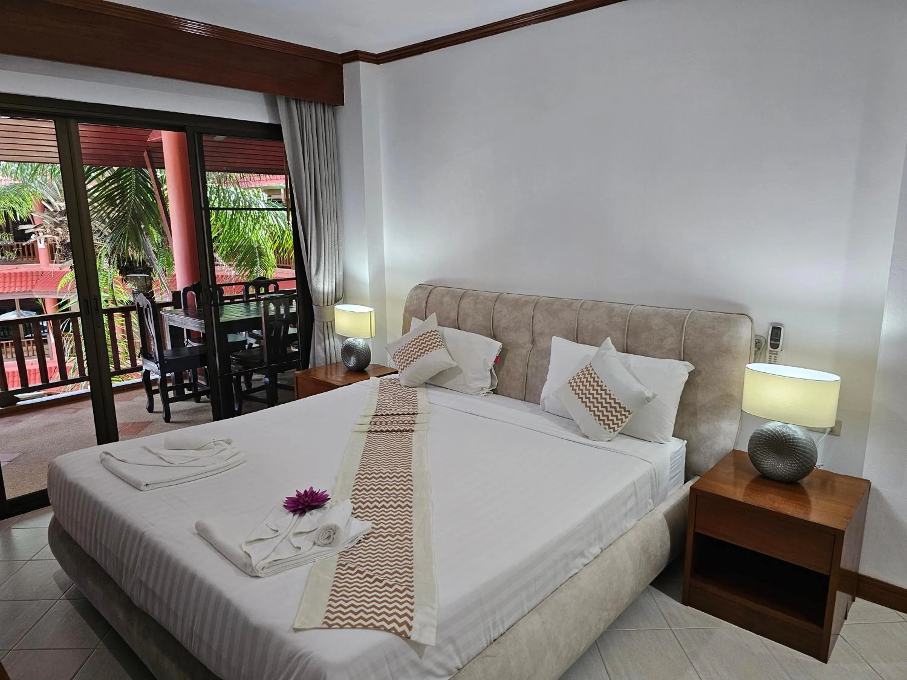 Bed in Sai Rougn apartment