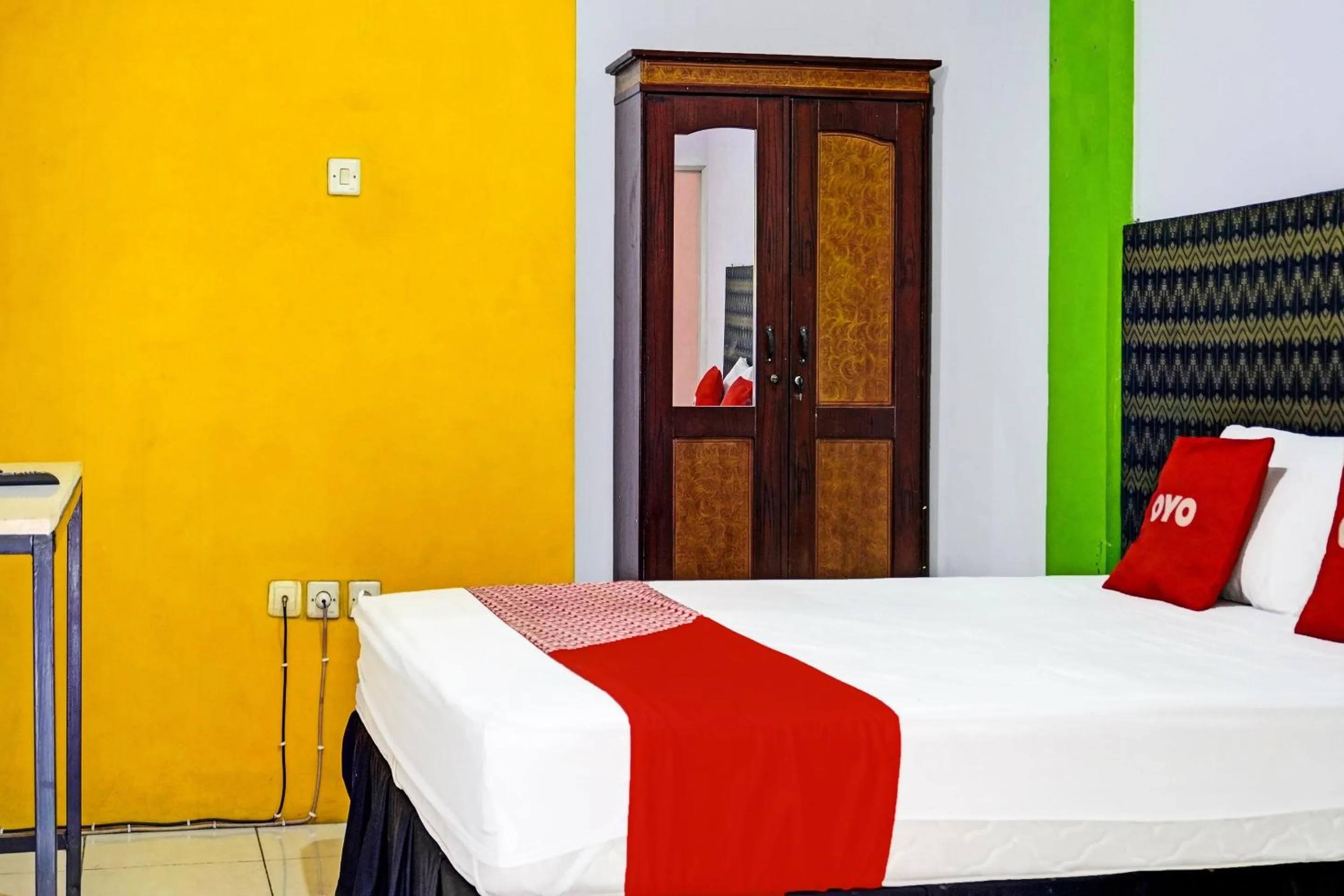 Bedroom, Bed in OYO 91796 Guest House Ghalta Syariah