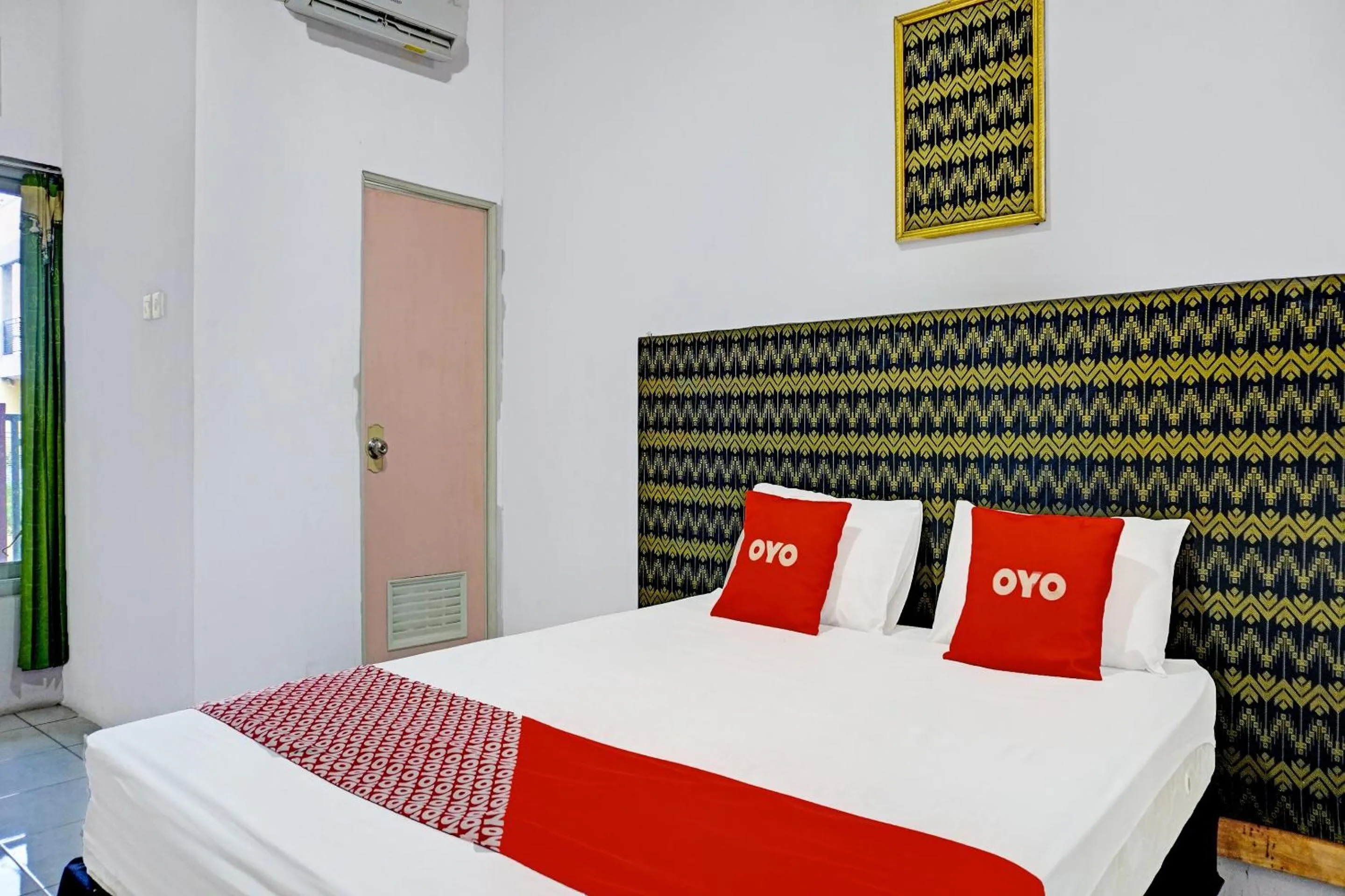 Bedroom, Bed in OYO 91796 Guest House Ghalta Syariah