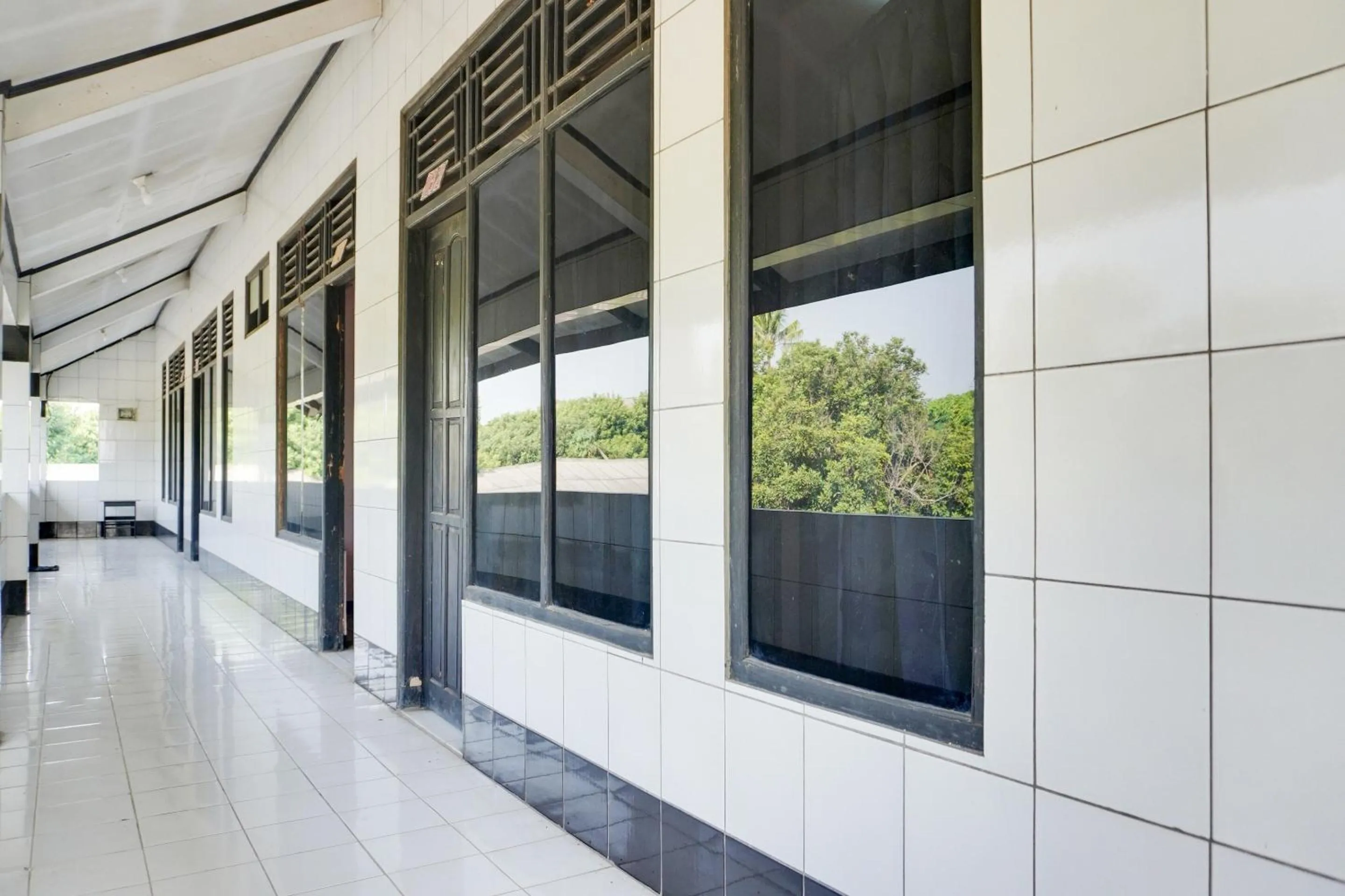 Lobby or reception in Hotel O Mutiara Guest House