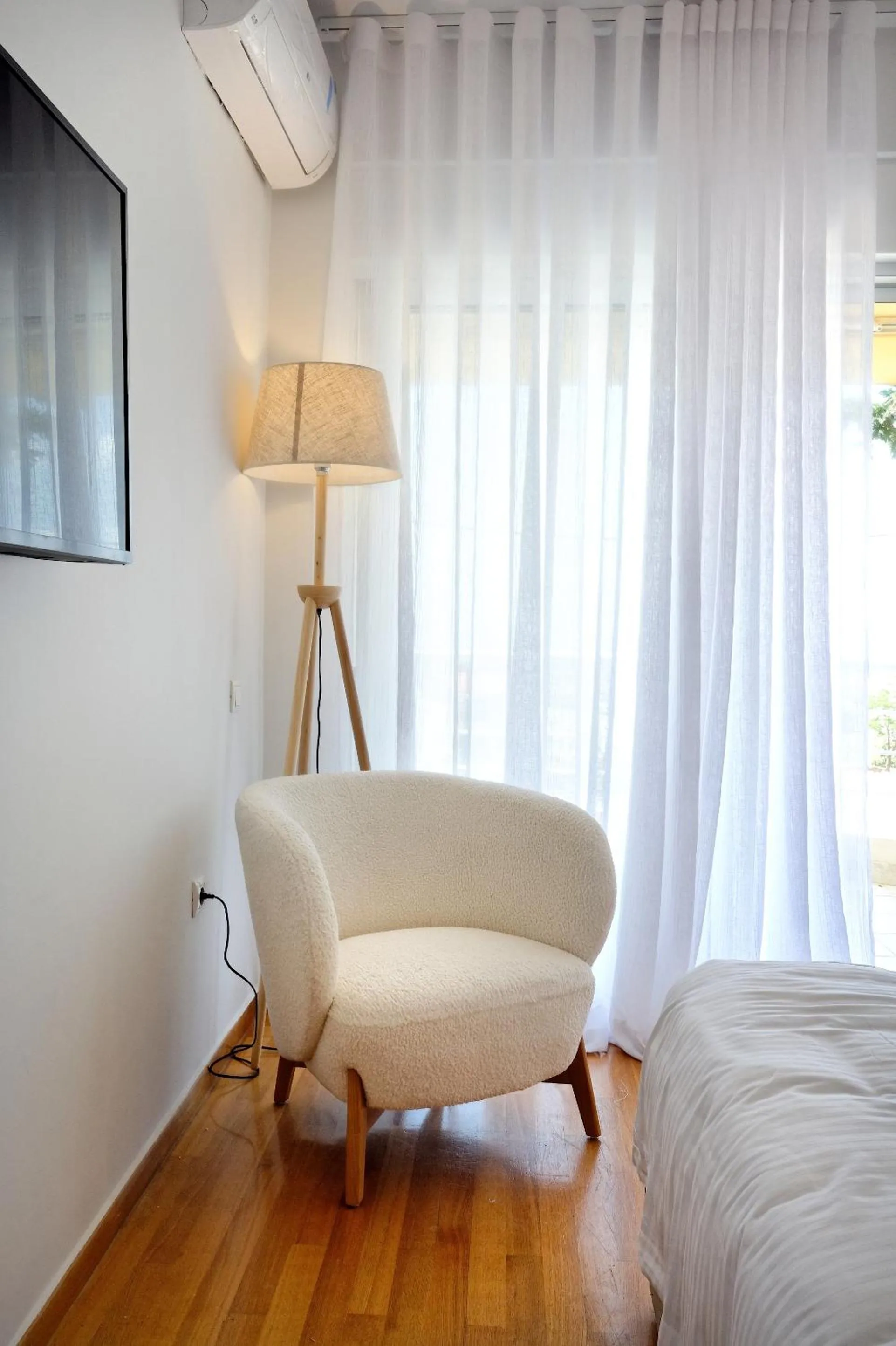 Bedroom, Bed in Triplex Villa Gardenia Glyfada sea view