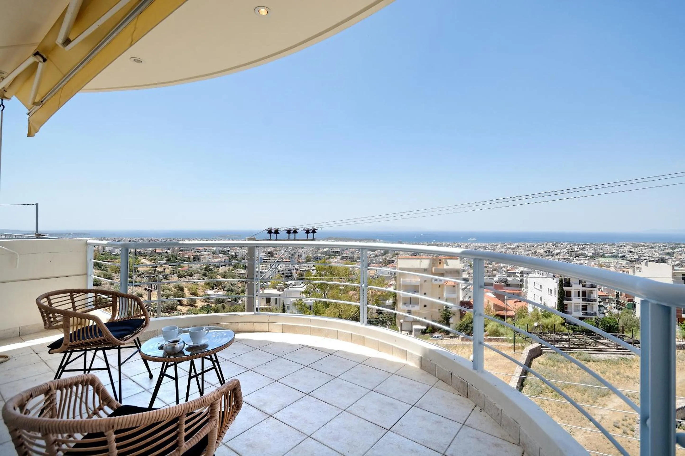 Day in Triplex Villa Gardenia Glyfada sea view