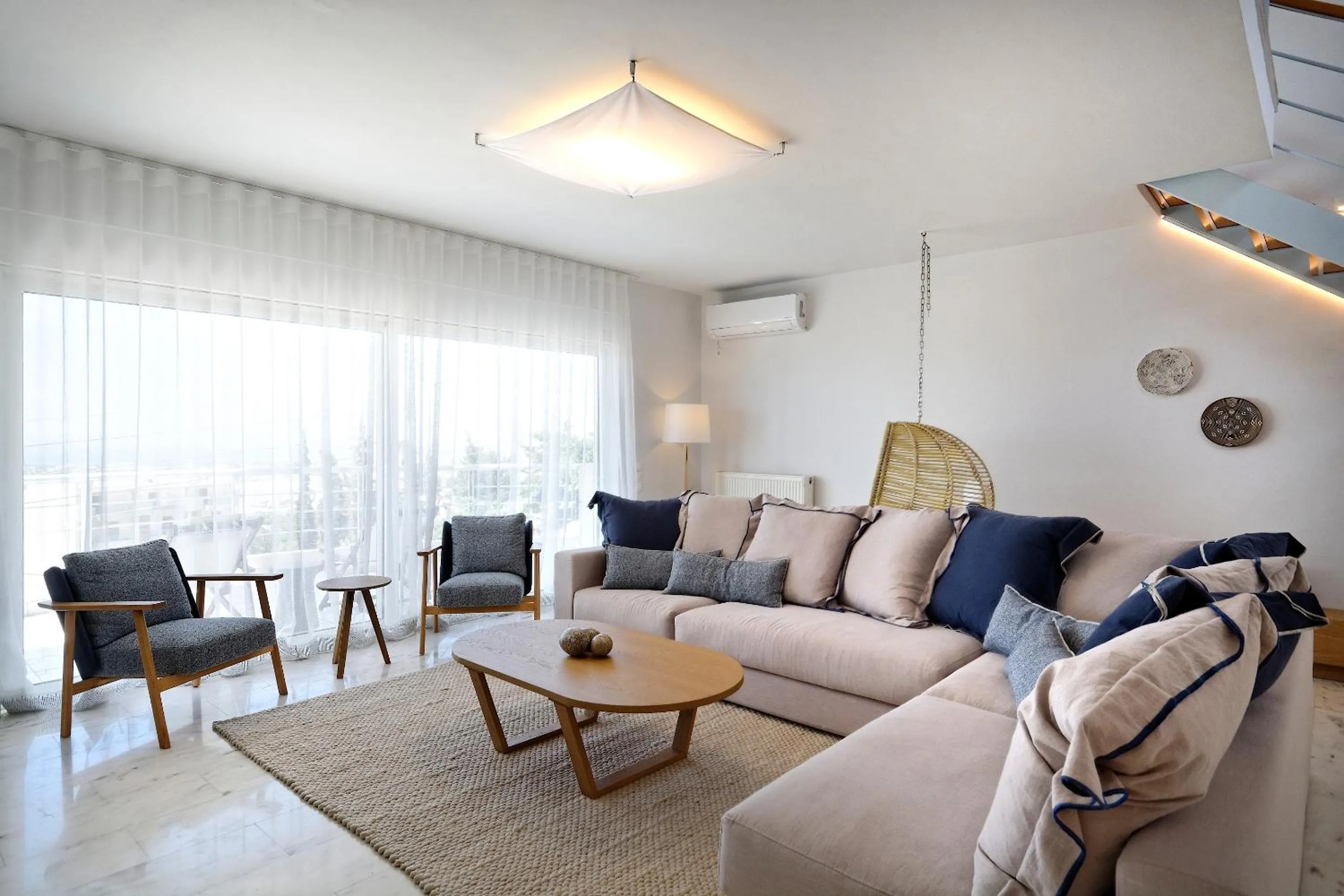 Living room in Triplex Villa Gardenia Glyfada sea view