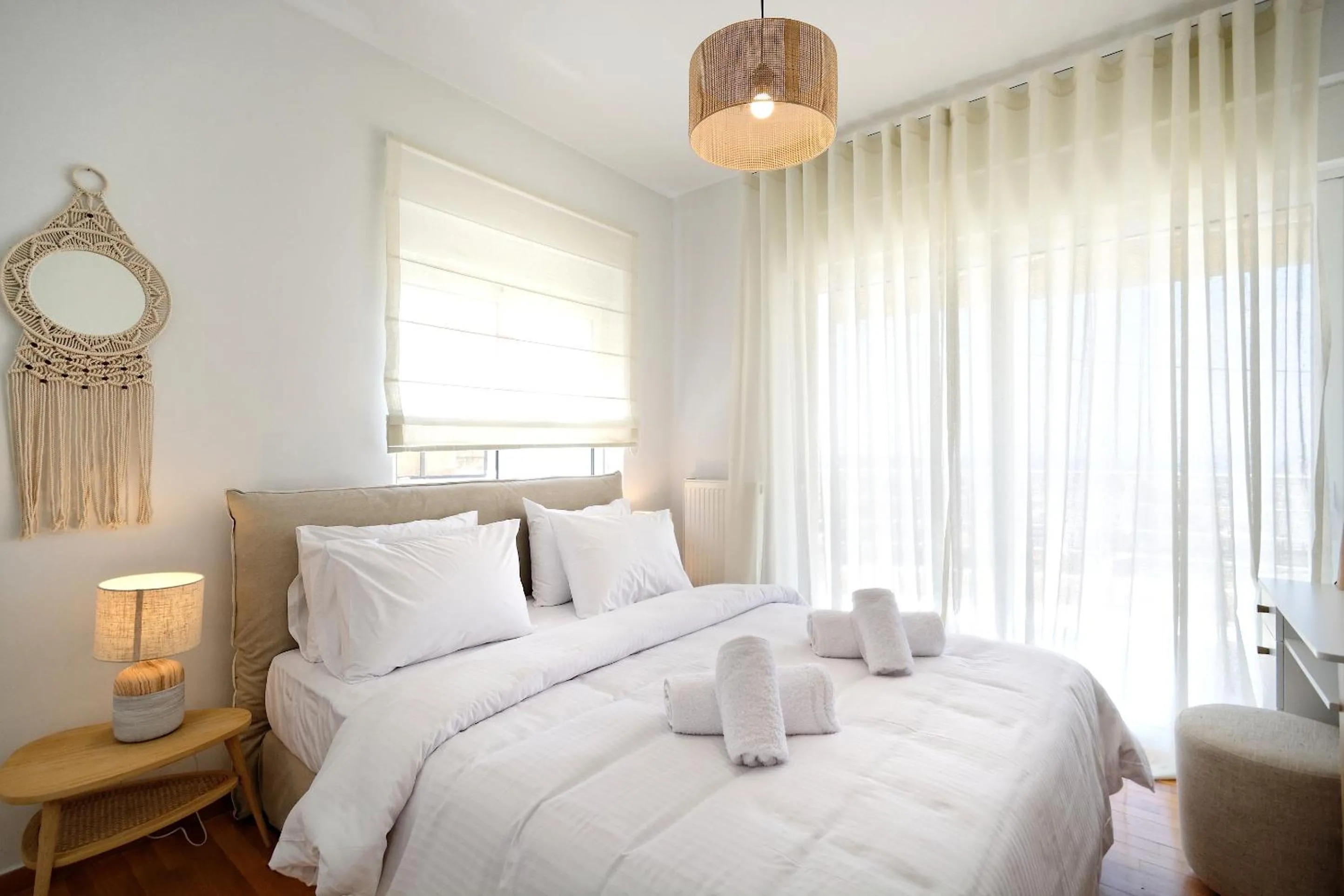 Bed in Triplex Villa Gardenia Glyfada sea view