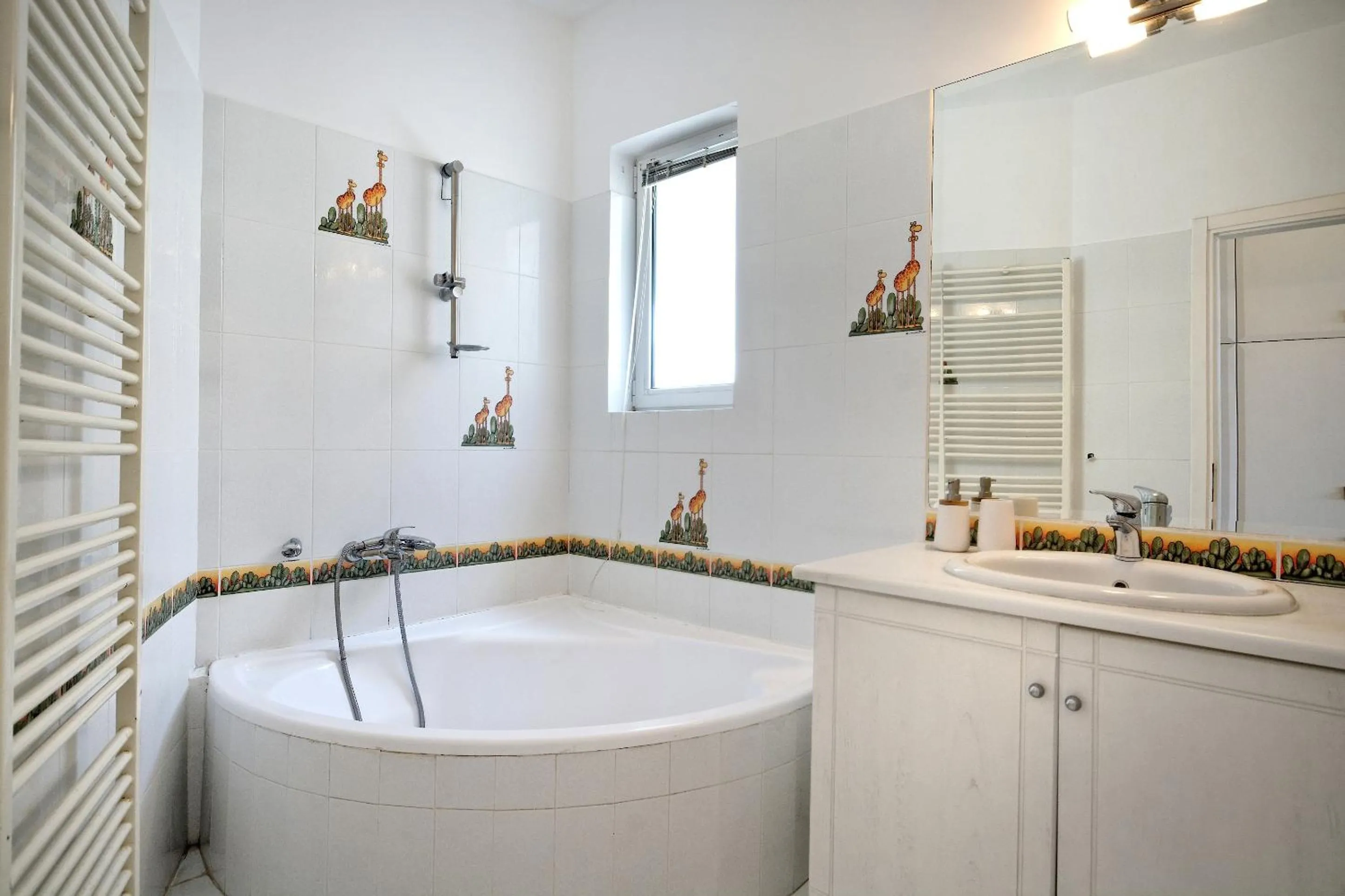 Bathroom in Triplex Villa Gardenia Glyfada sea view