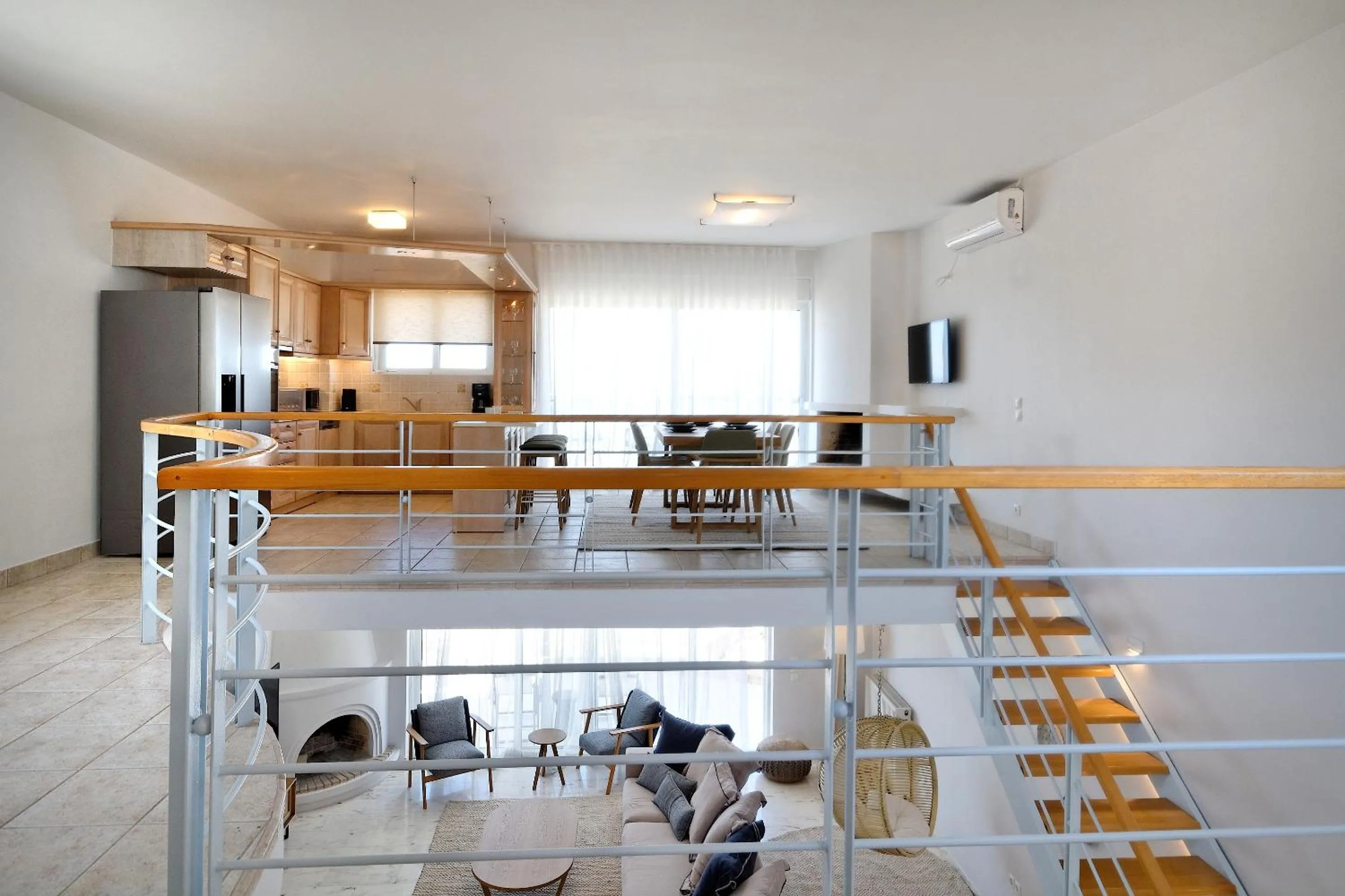 Kitchen or kitchenette in Triplex Villa Gardenia Glyfada sea view