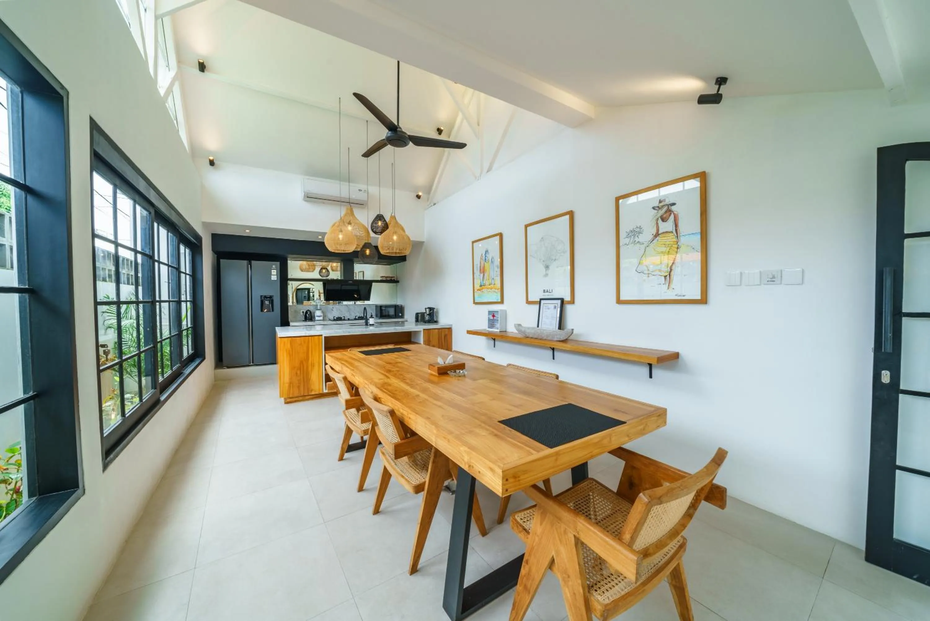 Kitchen or kitchenette in Villa Mellow - Lovely 2 bdr villa close to the beach in Canggu !