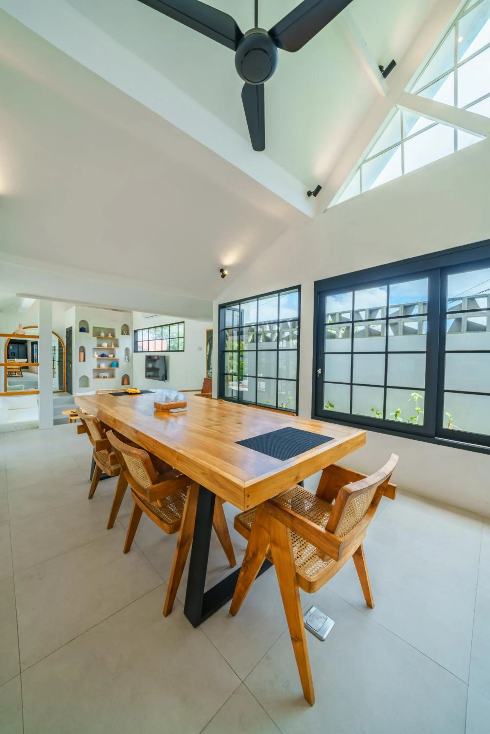 Dining area in Villa Mellow - Lovely 2 bdr villa close to the beach in Canggu !