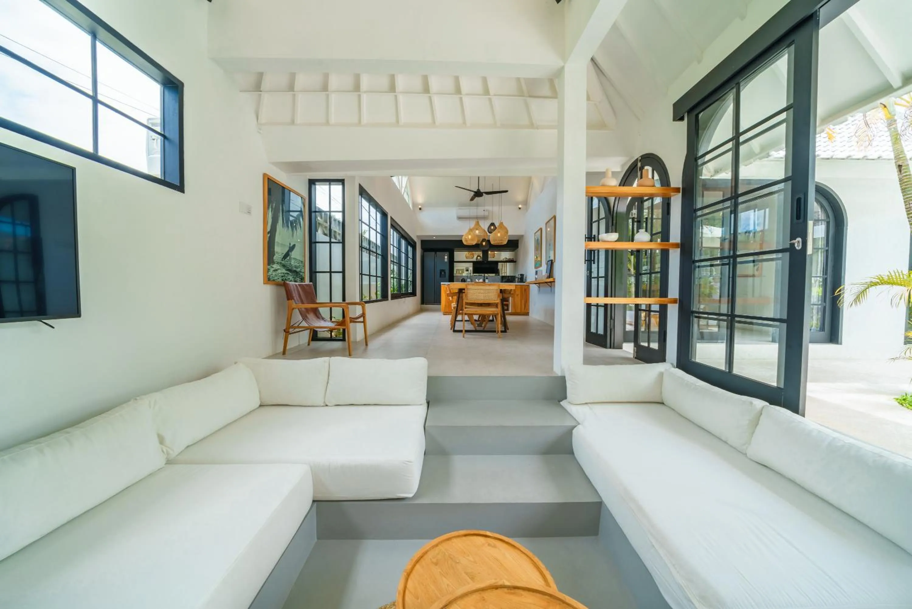 Living room in Villa Mellow - Lovely 2 bdr villa close to the beach in Canggu !