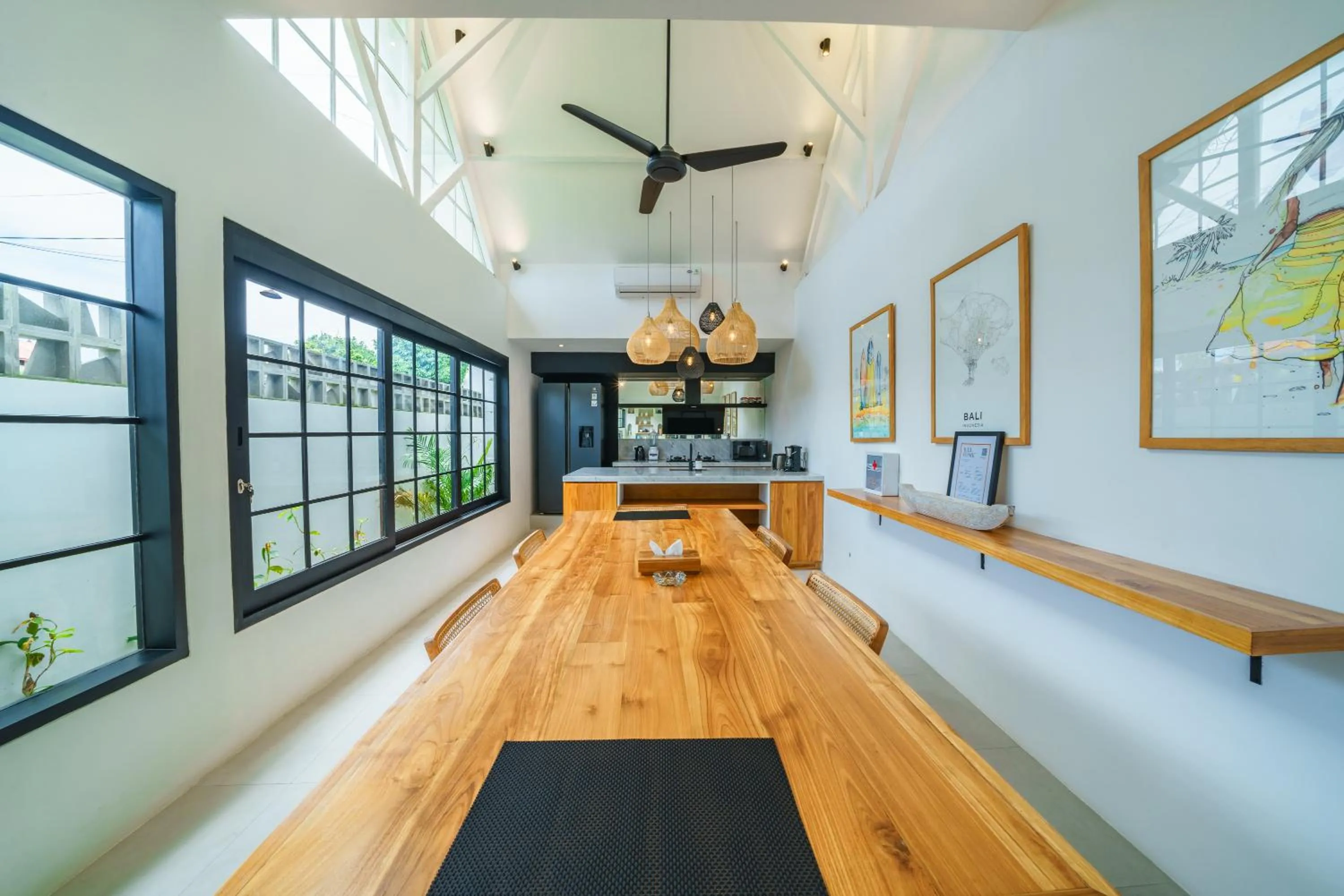 TV and multimedia in Villa Mellow - Lovely 2 bdr villa close to the beach in Canggu !