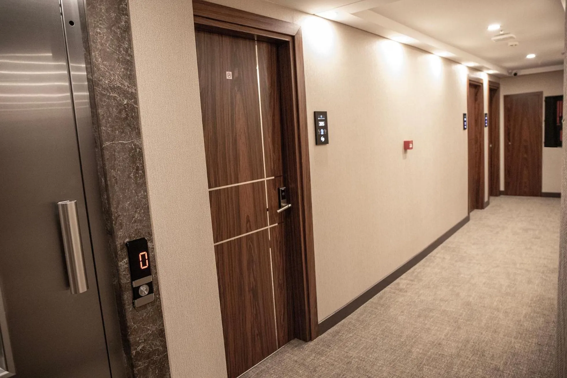 elevator in Shining Star Hotel