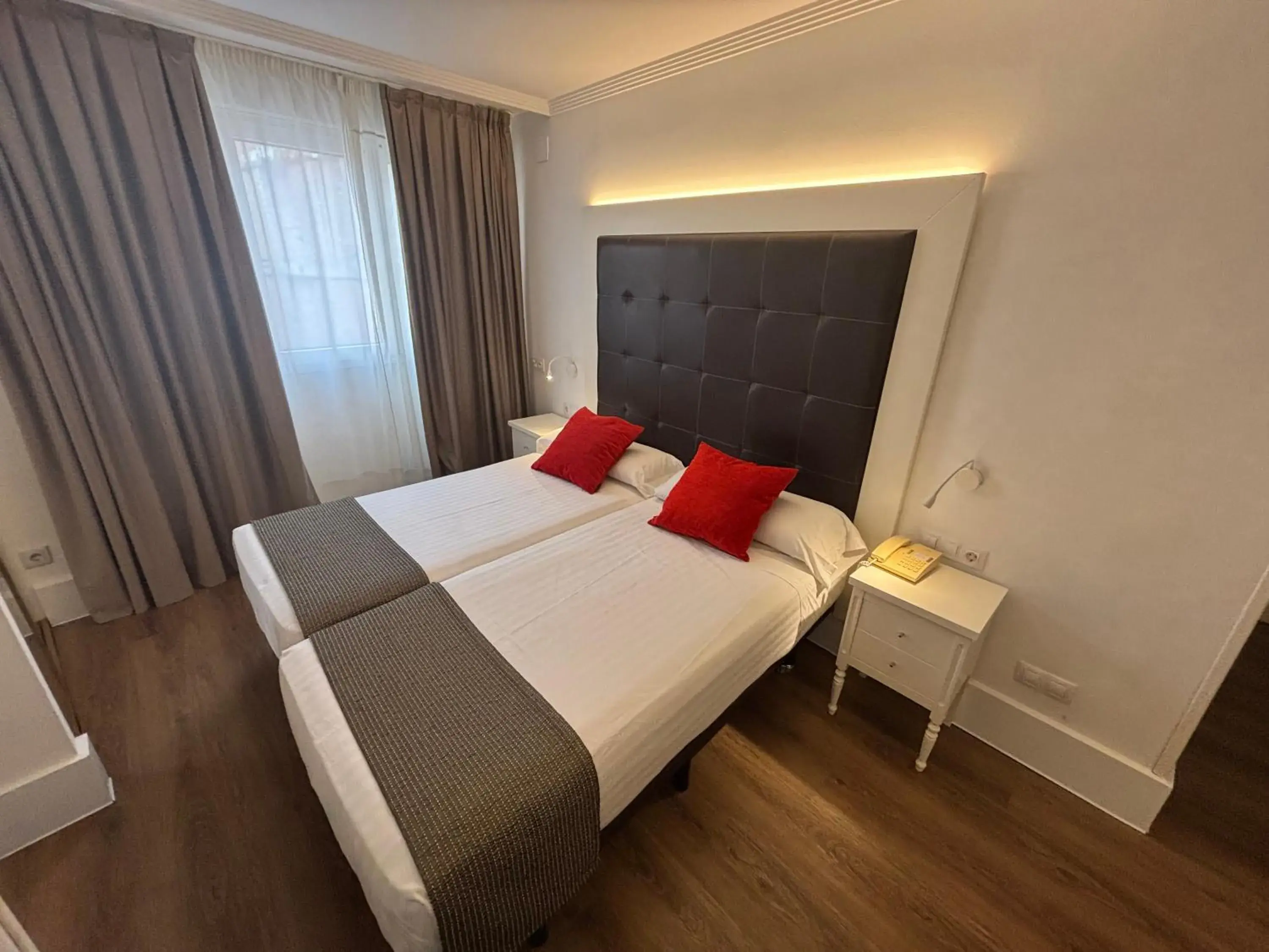 Decorative detail, Bed in Hotel Boutique Catedral Decorative detail, Bed in Hotel Boutique Catedral