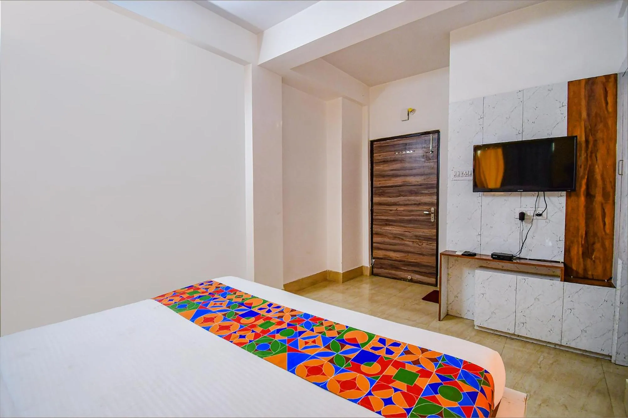 Bed in Super Hotel O Ruby Near Acropolis Mall