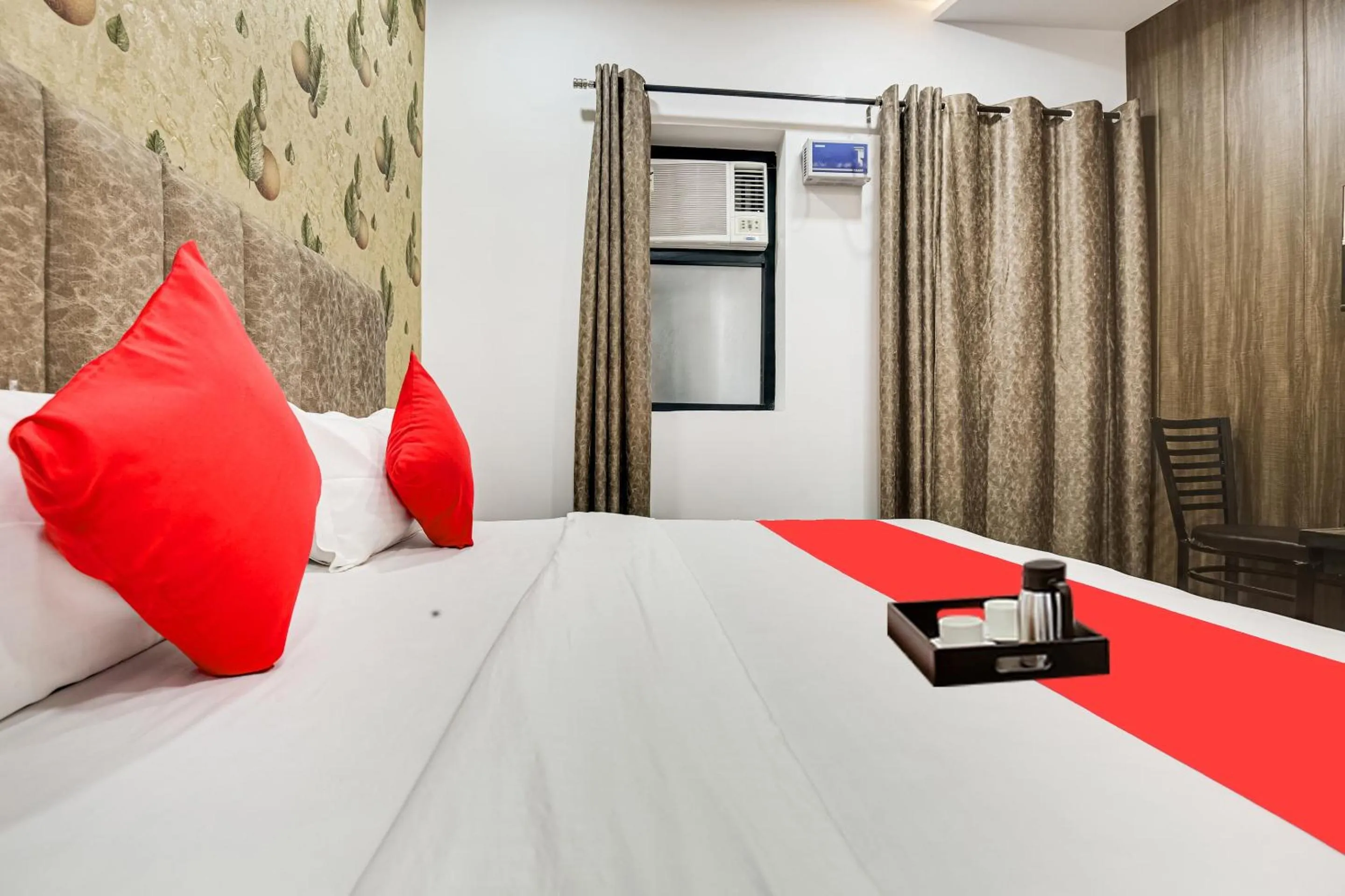 Bedroom, Bed in Hotel O City Stay