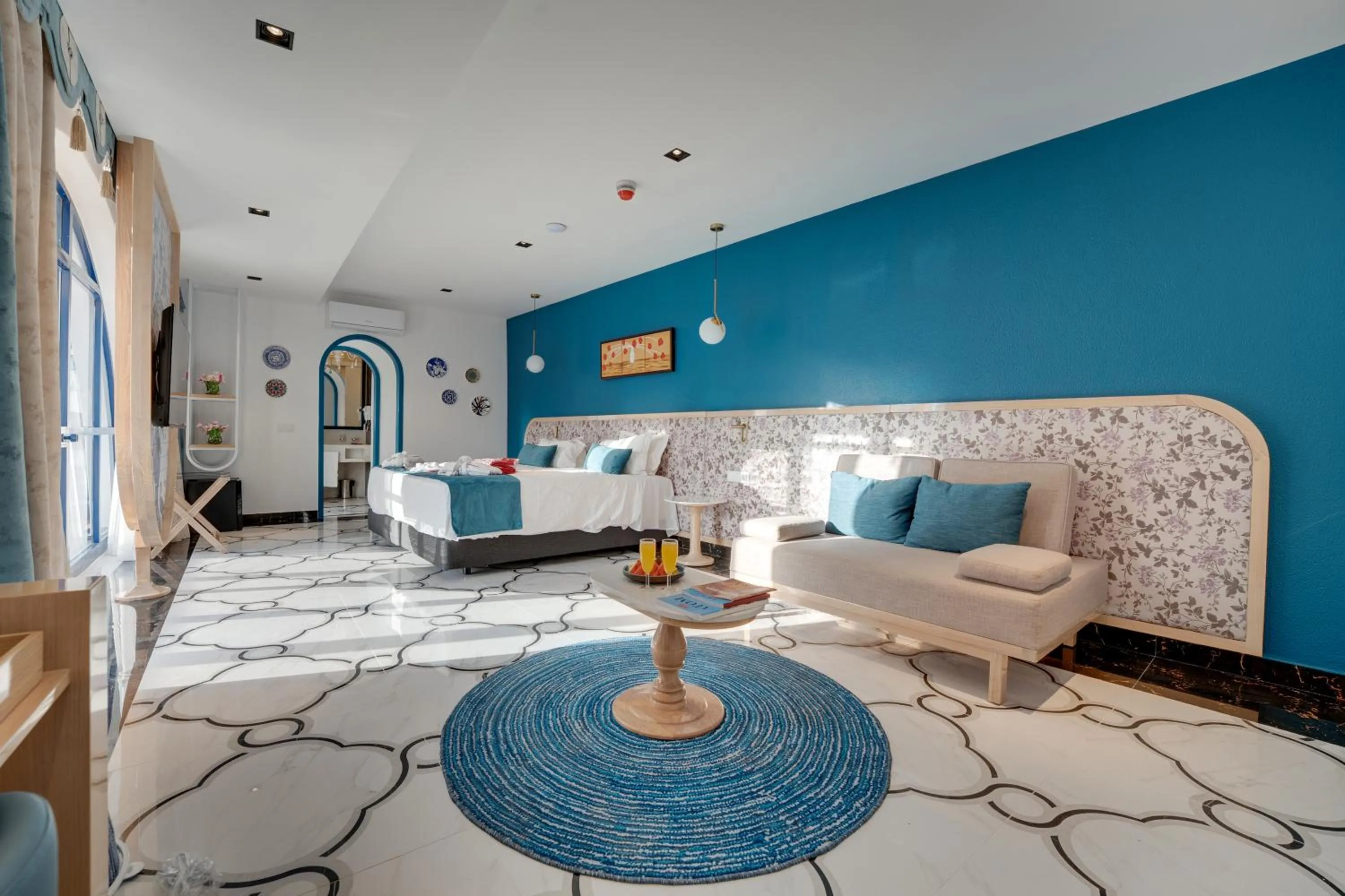 TV and multimedia, Bed in Monicca Collection Suites and Residences