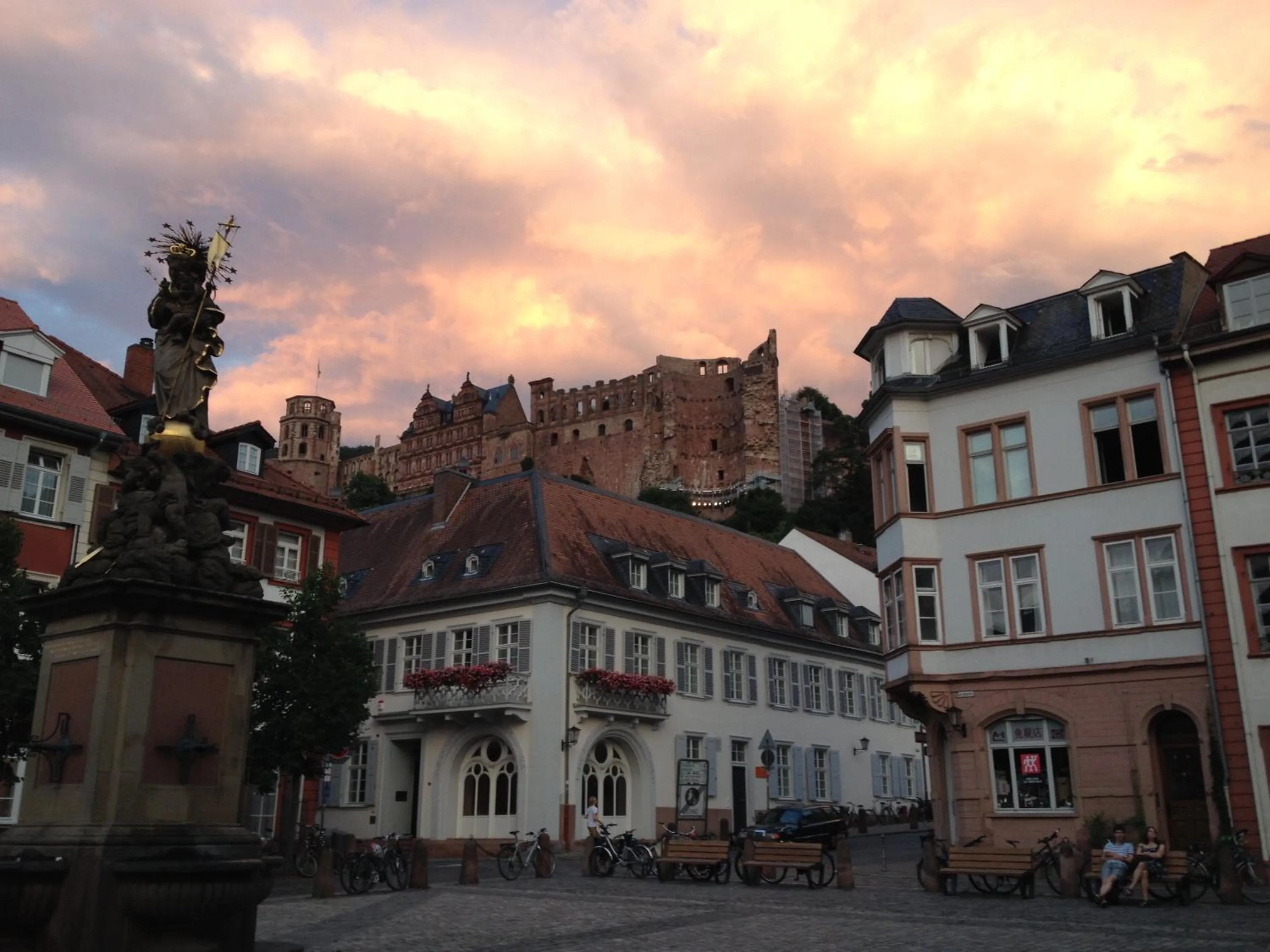 Nearby landmark in Lotte - The Backpackers