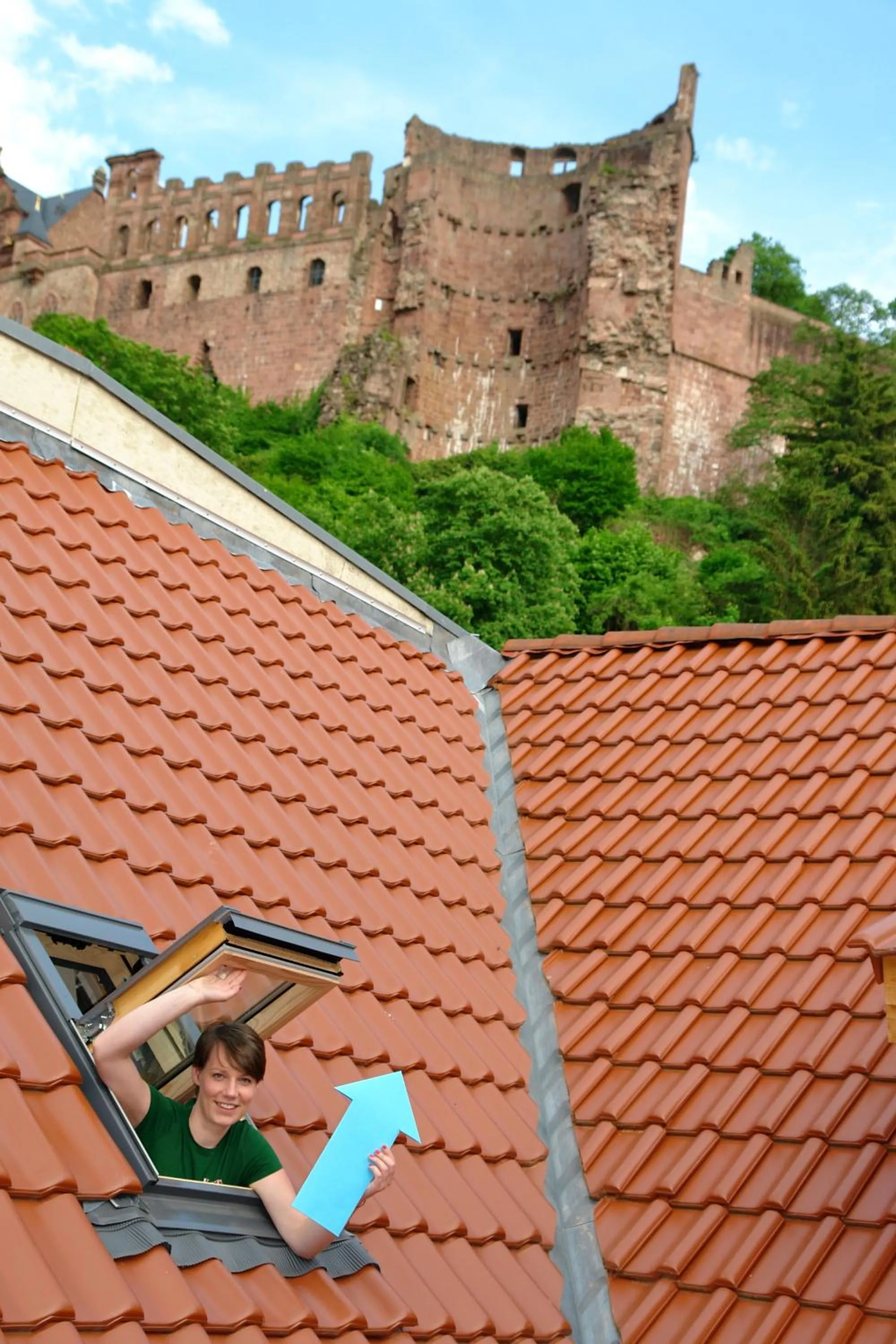 Property building in Lotte - The Backpackers