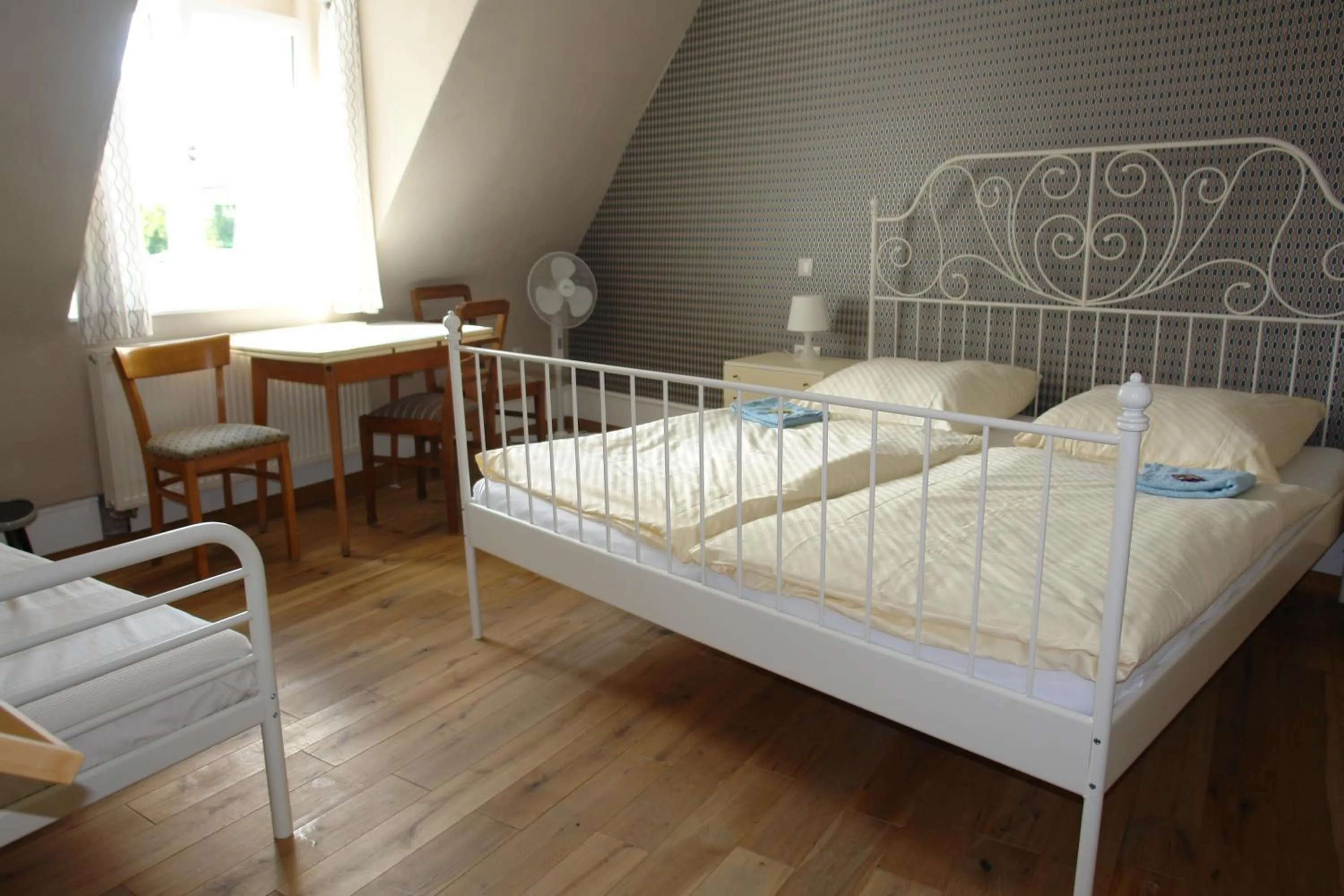 Photo of the whole room, Bed in Lotte - The Backpackers