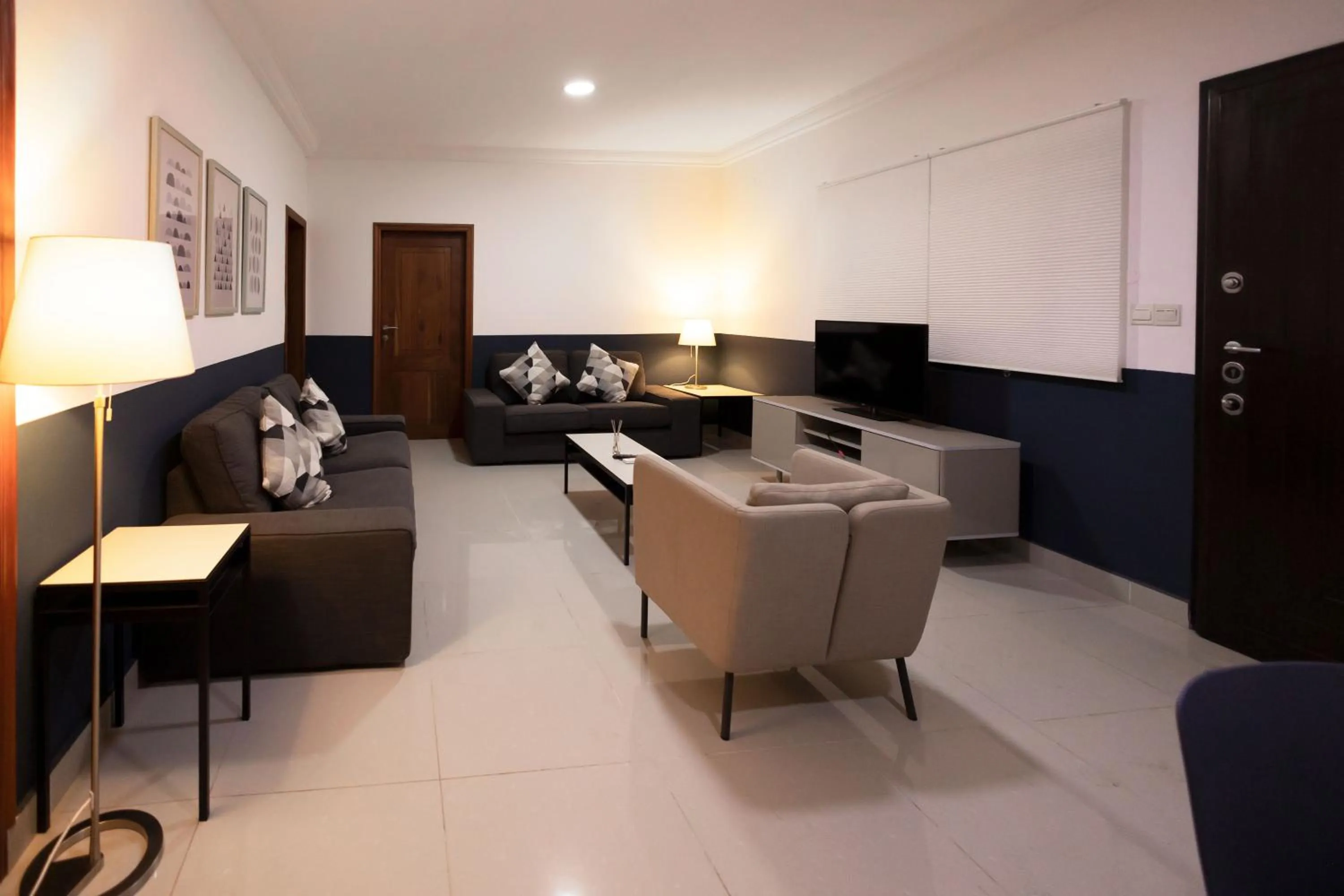 TV and multimedia in Bragha Apartments And Hotel