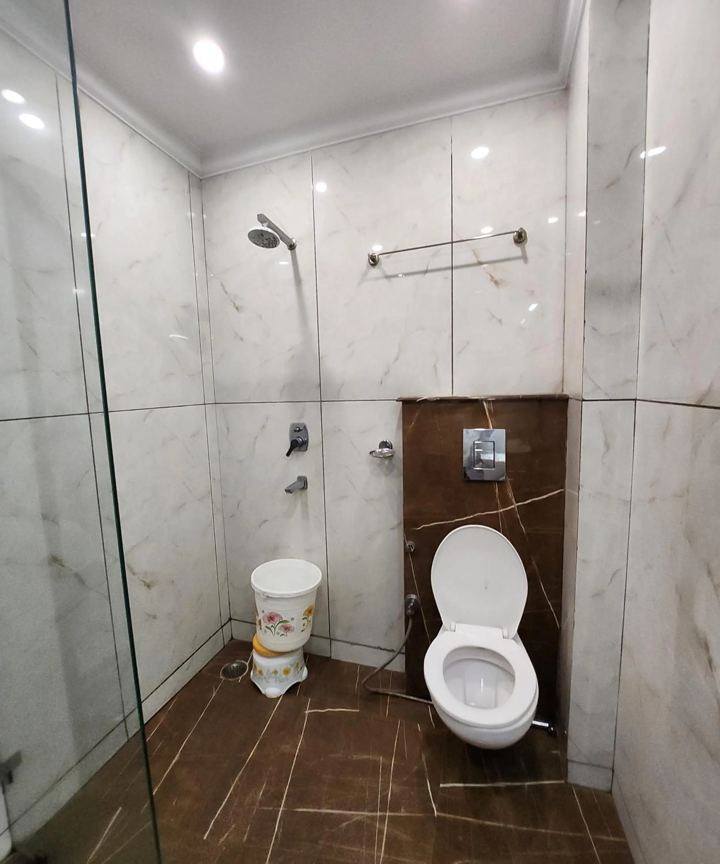 Bathroom in Hotel Delhi Heart at New Delhi Railway Station