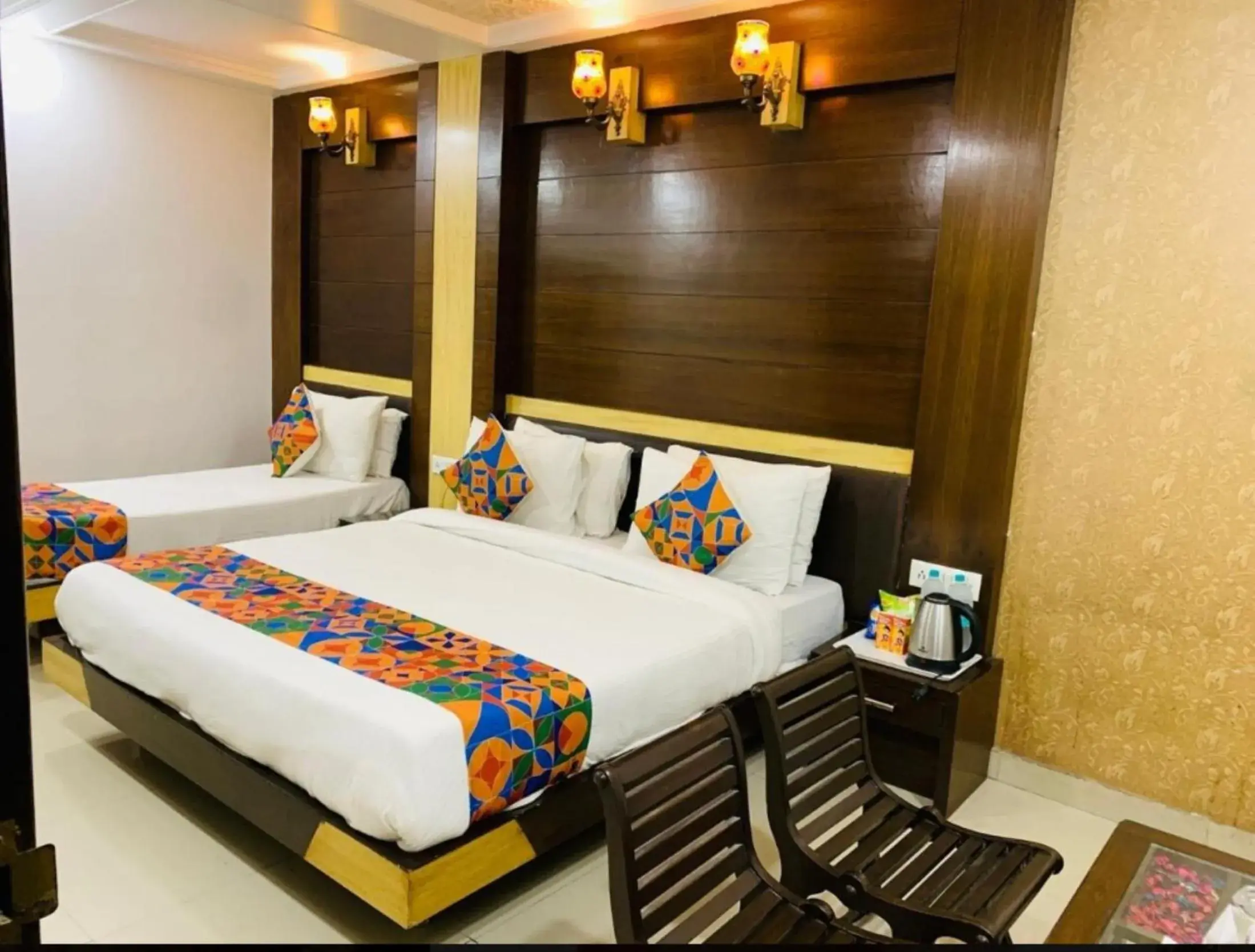Hotel Delhi Heart at New Delhi Railway Station Hotel Delhi Heart at New Delhi Railway Station