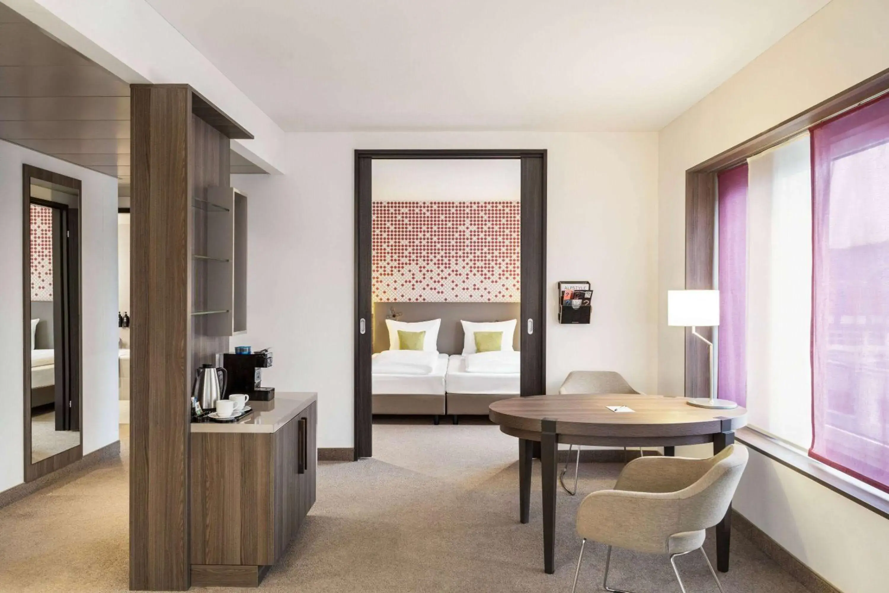 Large Suite in Vienna House by Wyndham zur Bleiche Schaffhausen Large Suite in Vienna House by Wyndham zur Bleiche Schaffhausen