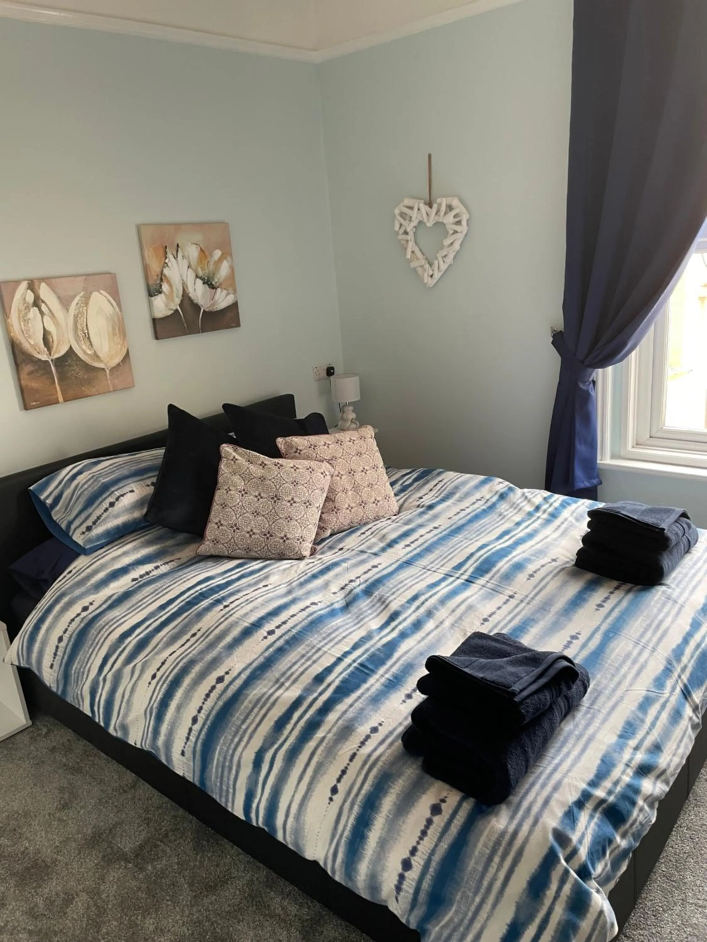 Seaview Apartment with parking