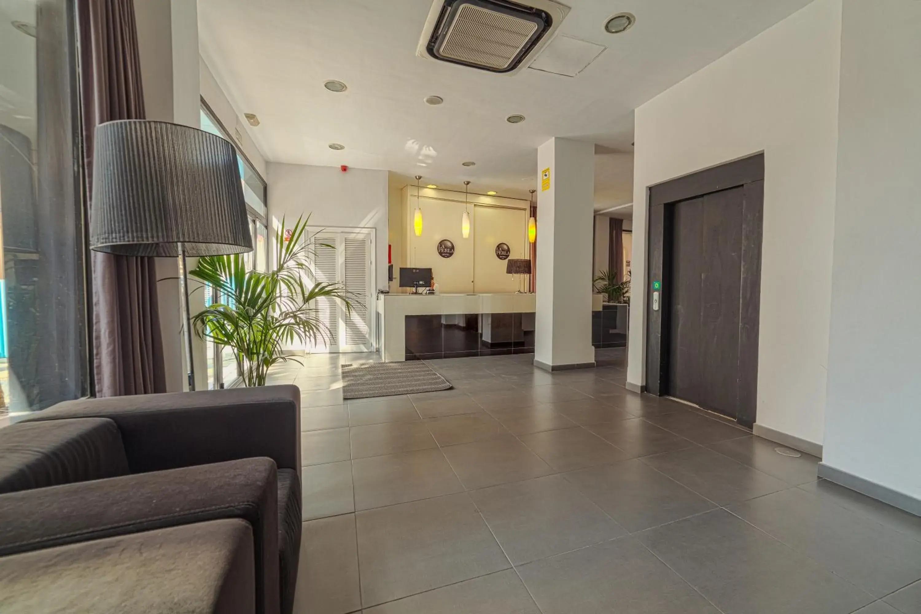 Lobby or reception in La Perla Lobby or reception in La Perla