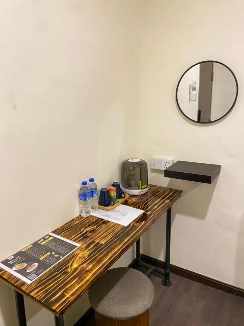 hair dresser in RNK BoutiQue HOTEL