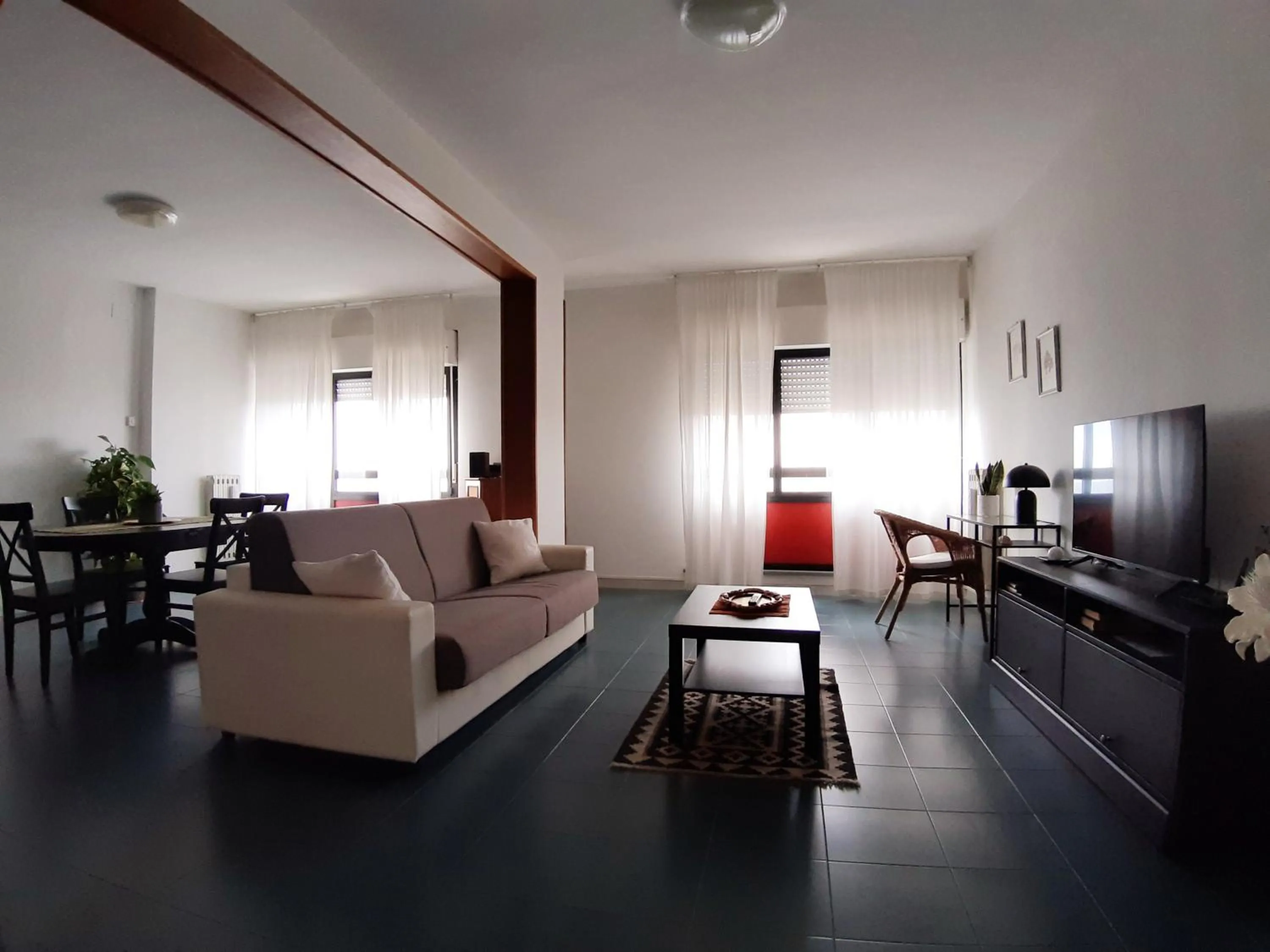 Spazioso appartamento sul lungomare di Nettuno