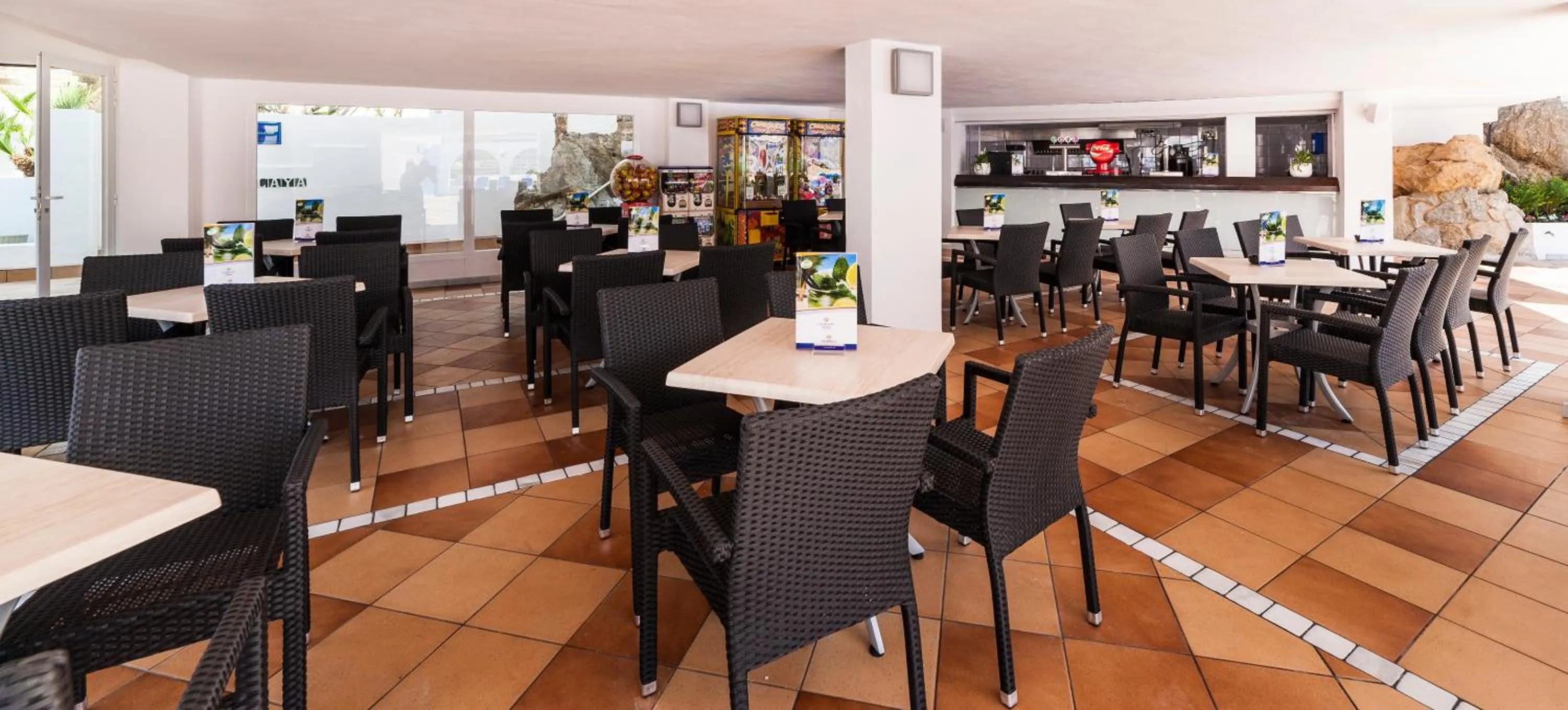 Lounge or bar in Globales Simar