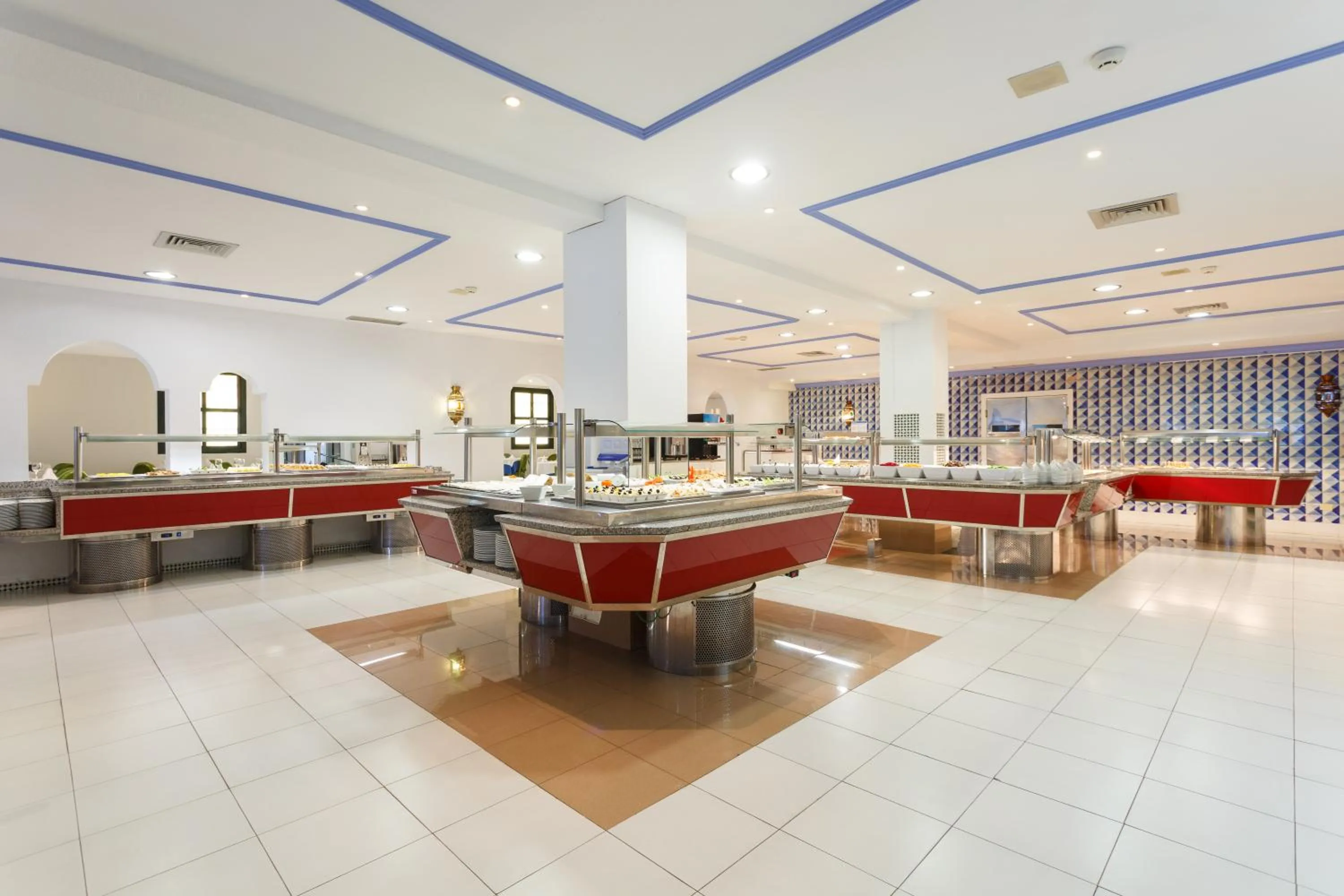 Restaurant/places to eat in Globales Pueblo Andaluz