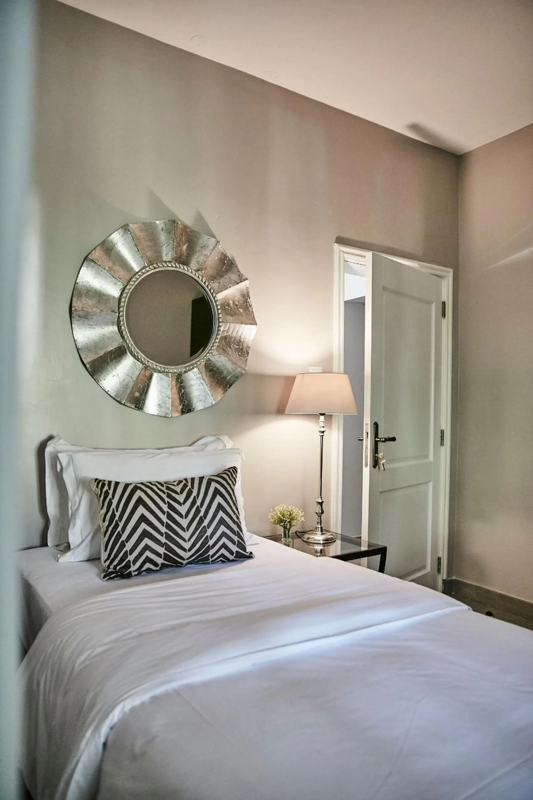 Bed in Palacina The Residence & The Suites